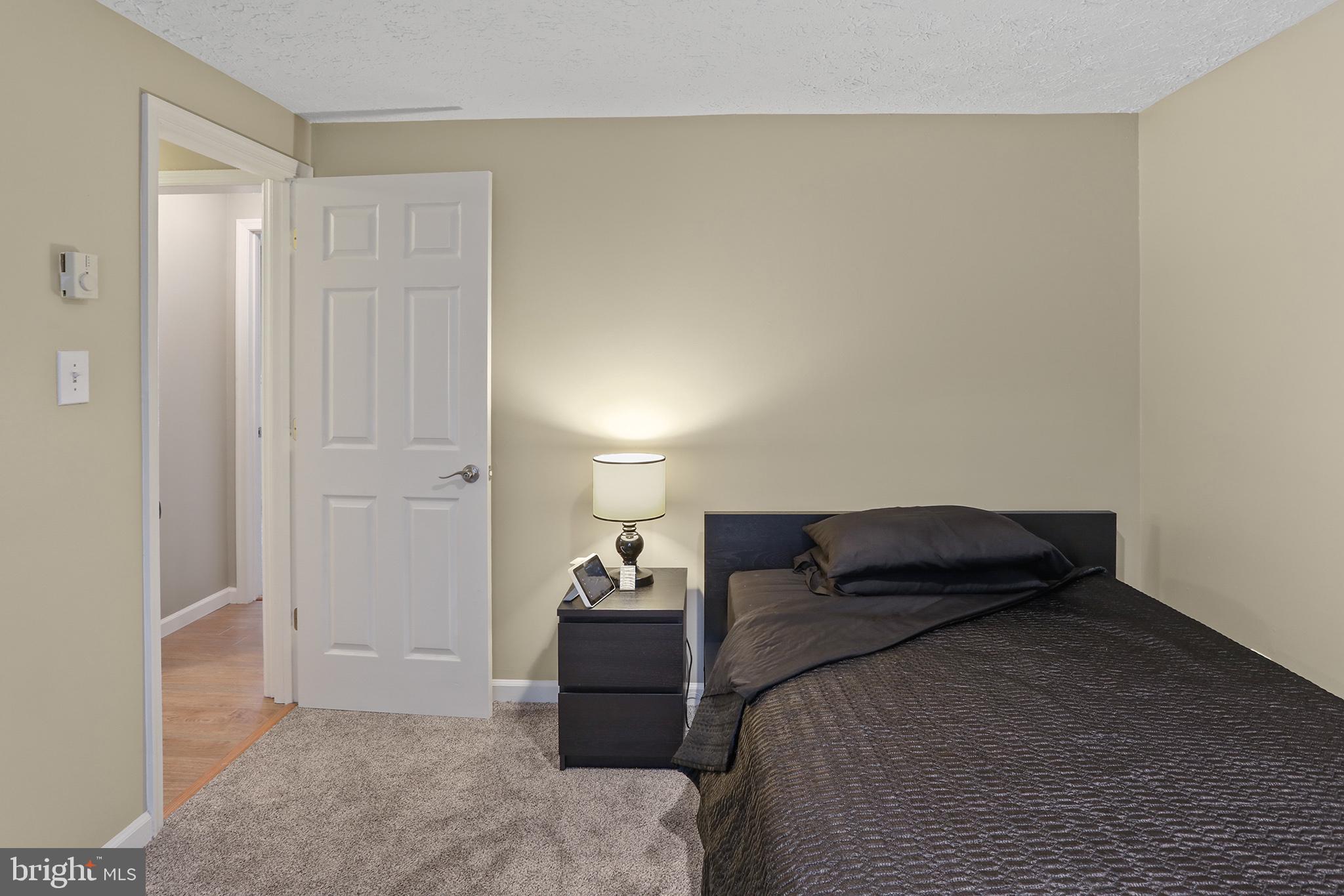 SILVER OAKS - Residential