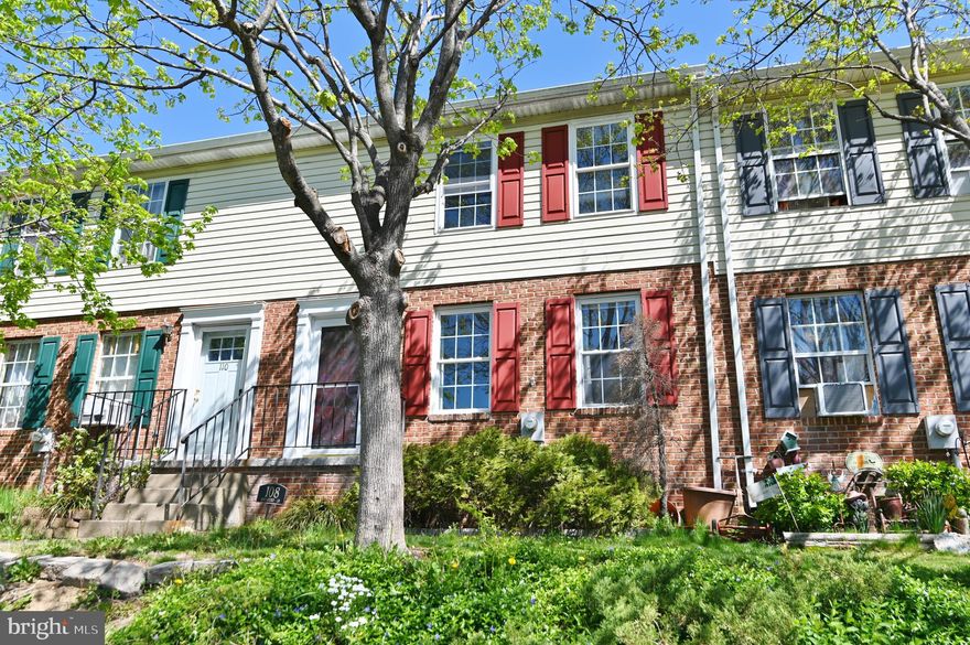 $15,000 Price Reduction! Affordable Townhome in a desirable Location near Rte 7 in Winchester! Updated Kitchen Cabinets, Countertops, and Backsplash, Stainless Steel Microwave, Vinyl Kitchen Flooring. Hardwood Flooring Throughout the rest of the house! 2 Bedrooms, 1.5 Baths, Laundry Closet in Kitchen, Rear Deck for Entertaining, Backyard with Privacy Fencing! Property is sold As-is!