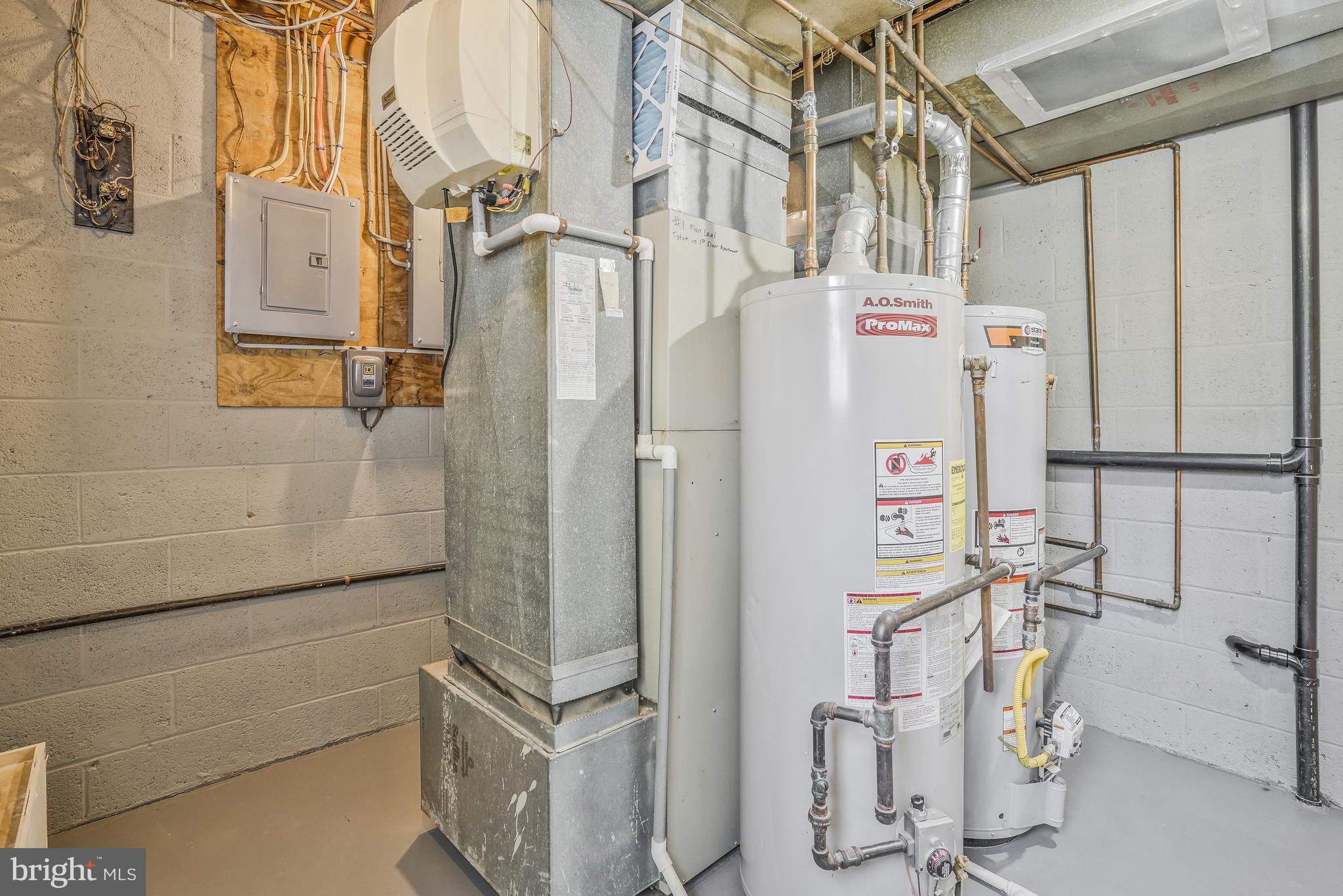 ARLINGTON PARK - Residential