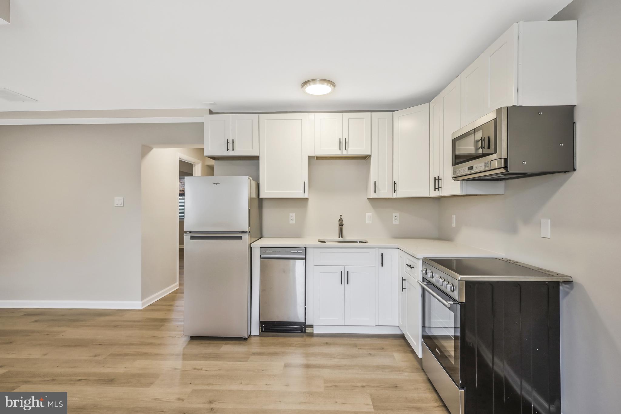 ARLINGTON PARK - Residential