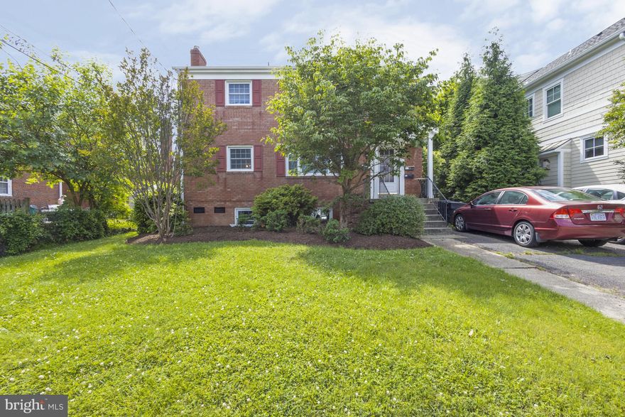 This perfectly located property has an enormous backyard and is about a half mile to  Clarendon with it's metro stop, restaurants, coffee shops, etc. Fantastic opportunity to own a well-maintained multifamily building with a Total Rental Income of $107,400 Per Year, this property offers dependable rental income and strong tenant demand thanks to its close proximity to the Metro.  The two upper units each have 2 bedrooms, and have been freshly painted. The 2 bedrooms in the basement unit have also been renovated, painted, and have new LVP floor and updated bathroom and kitchen areas, with quartz countertops and stainless steel appliances. The shared laundry room has 2 sets of washers and dryers and the outside features a large backyard with a storage shed and 4 off-street parking spots.