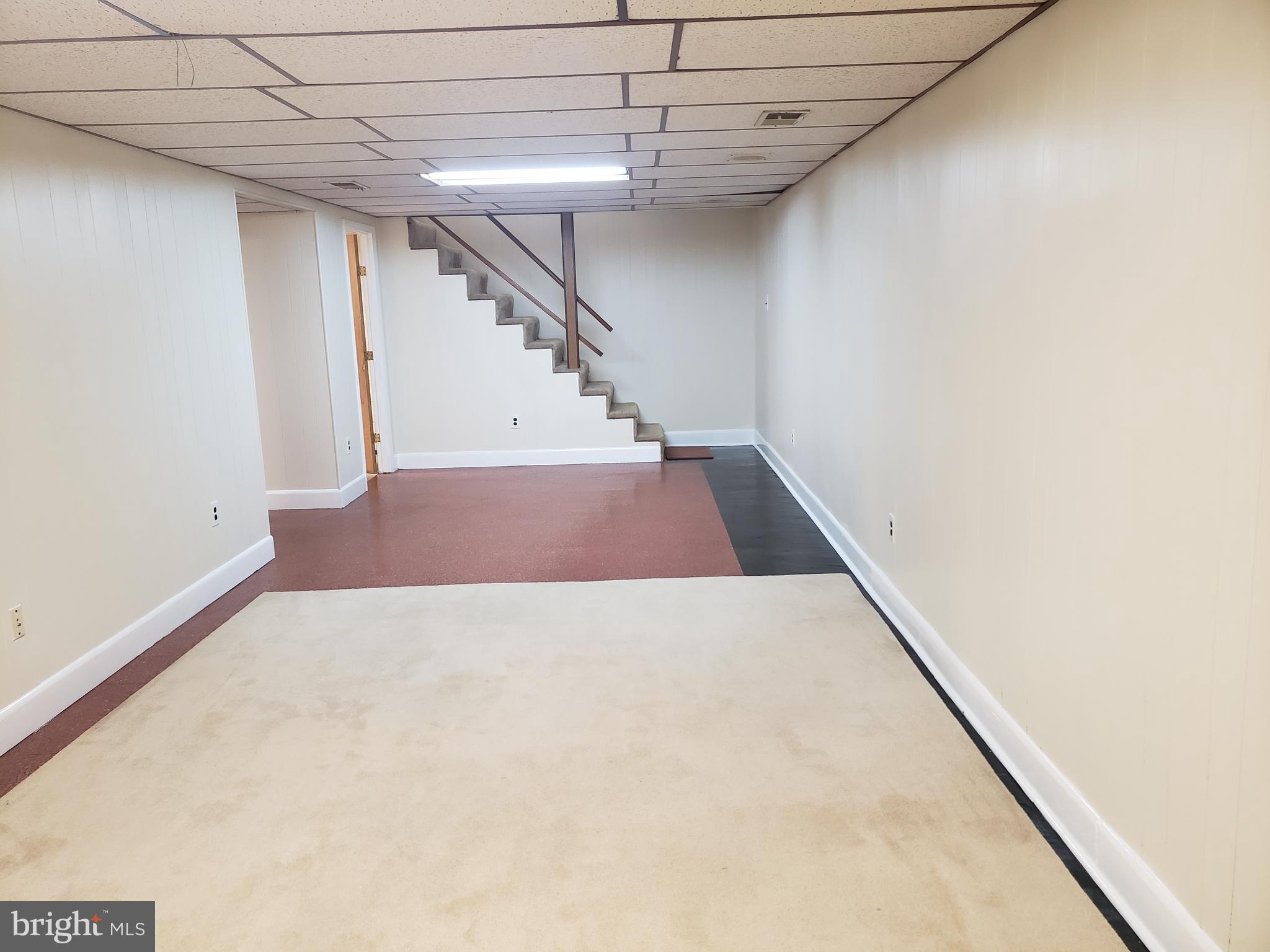 CARDINAL ESTATES - Residential Lease