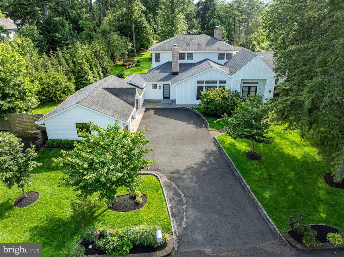 44 LOCUST LANE