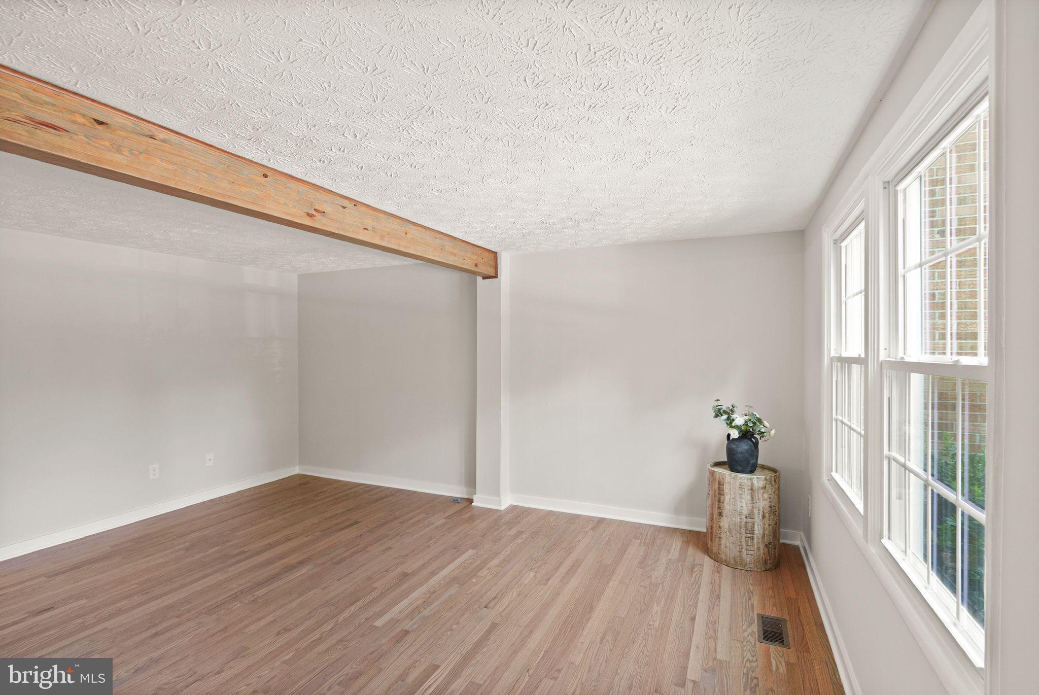 1690 SIERRA WOODS COURT