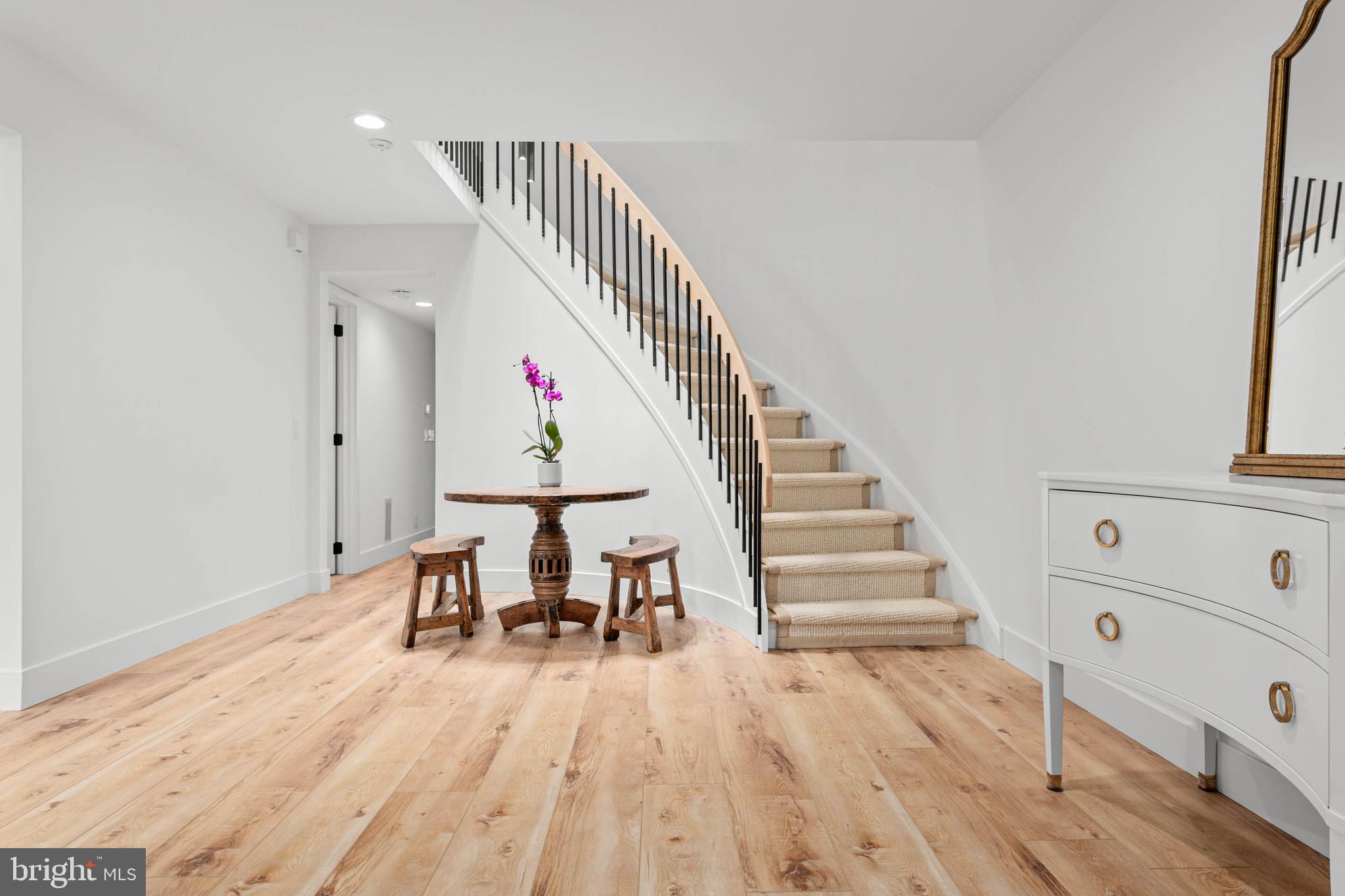 1028 BROADMOOR ROAD