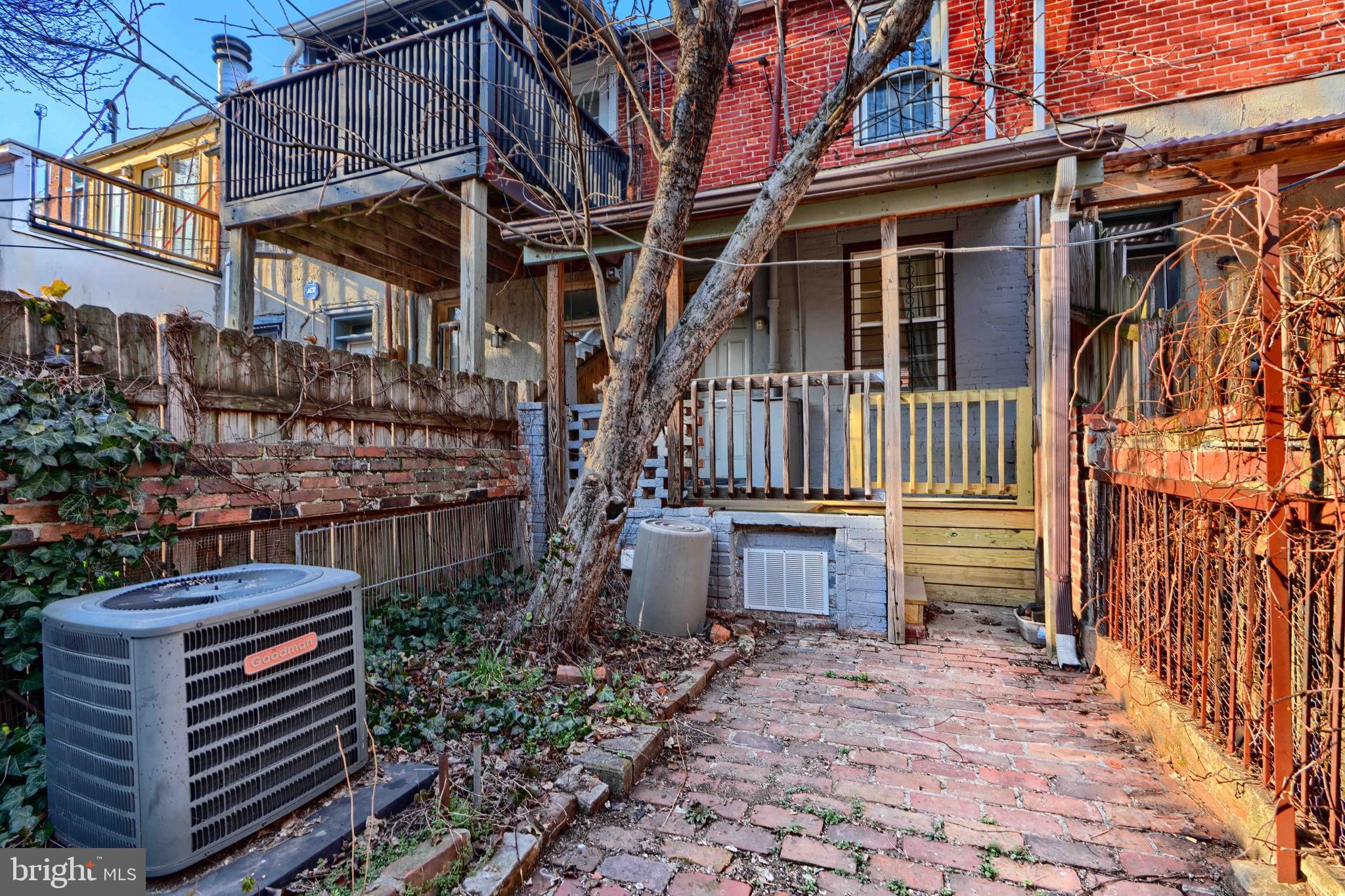 RIDGELY'S DELIGHT - Residential