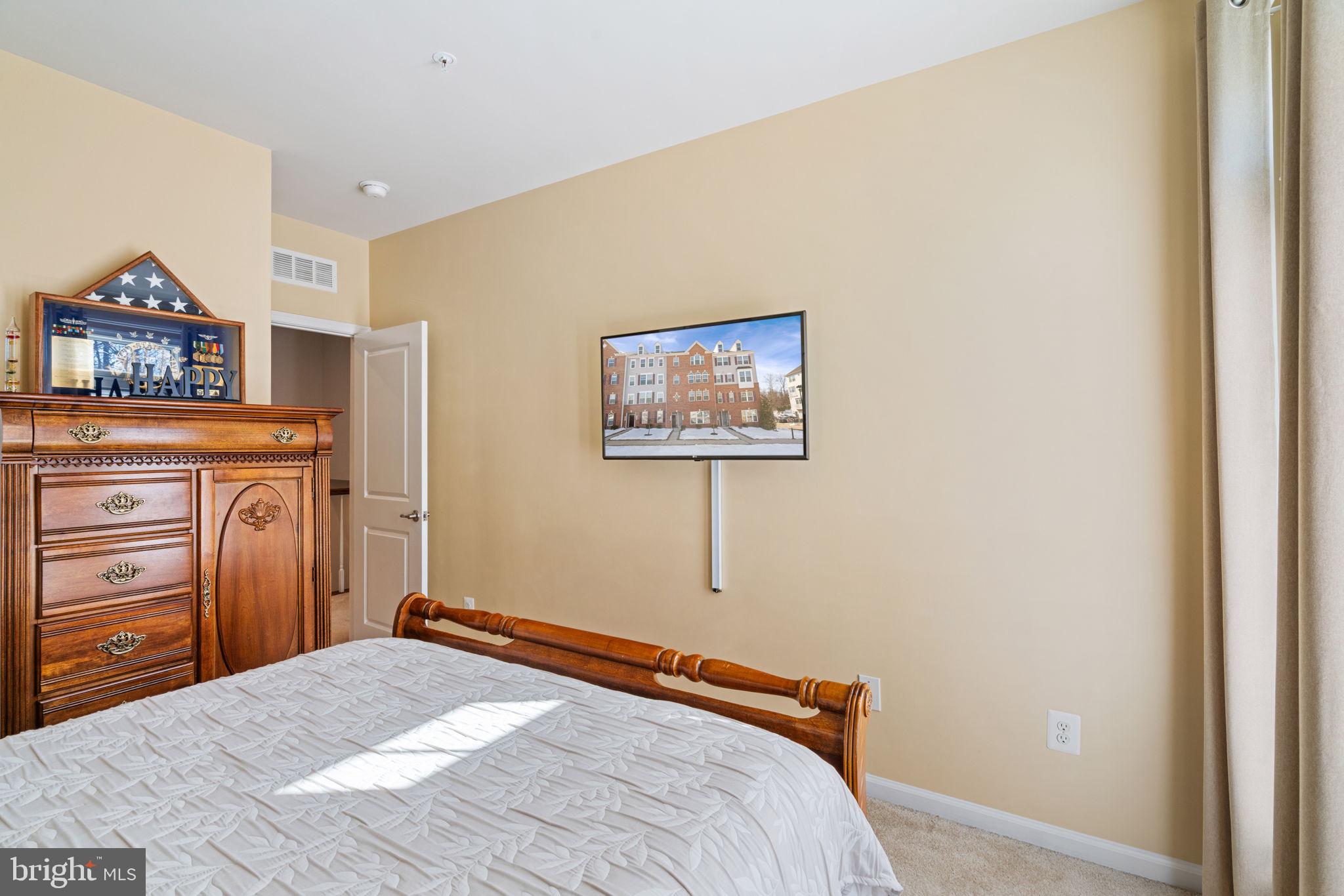 BRIARWOOD - Residential