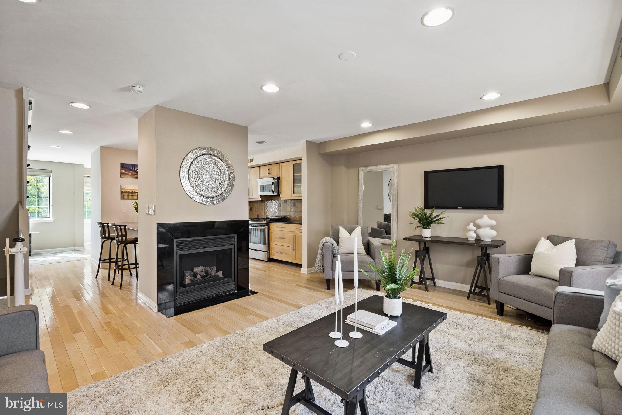 BELLA VISTA - Residential