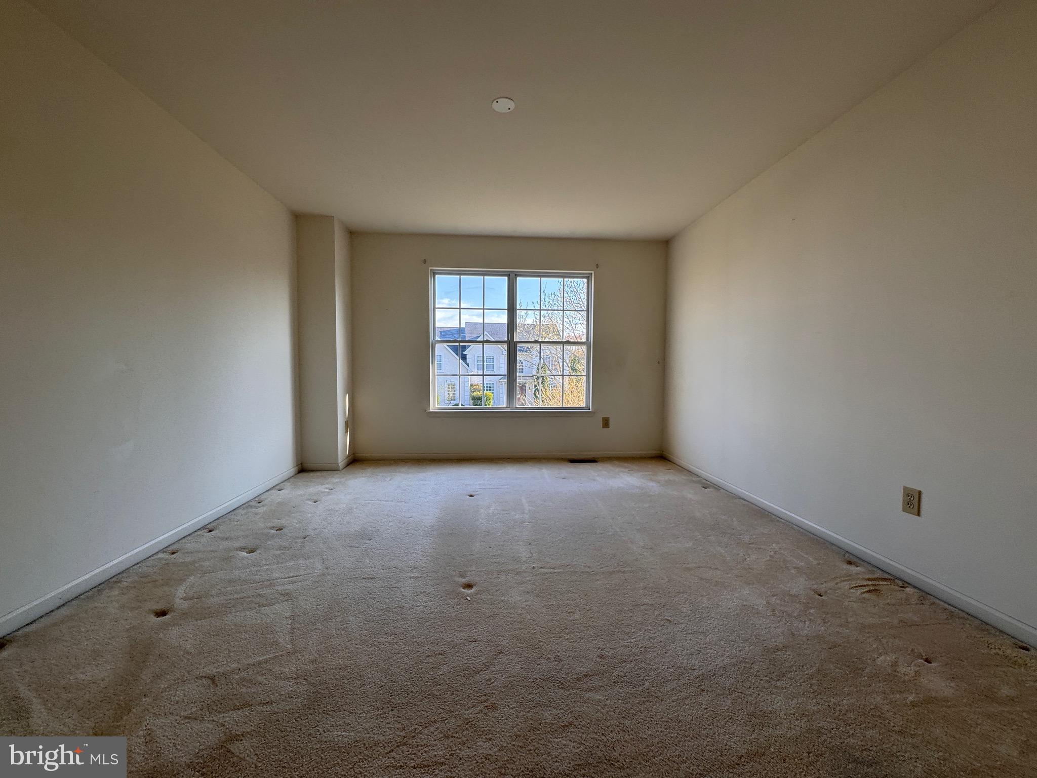 BRADFORD WOODS - Residential