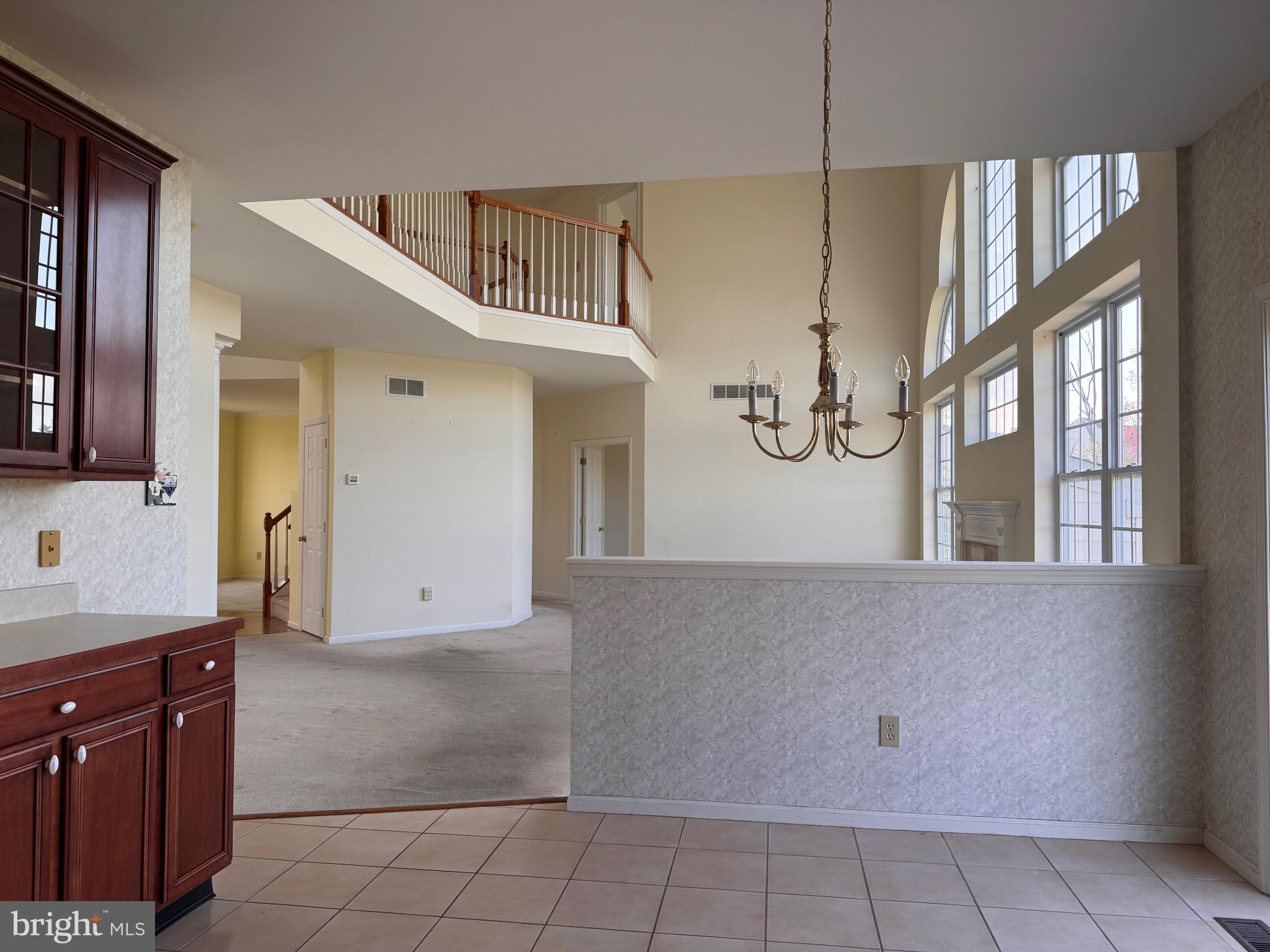 BRADFORD WOODS - Residential