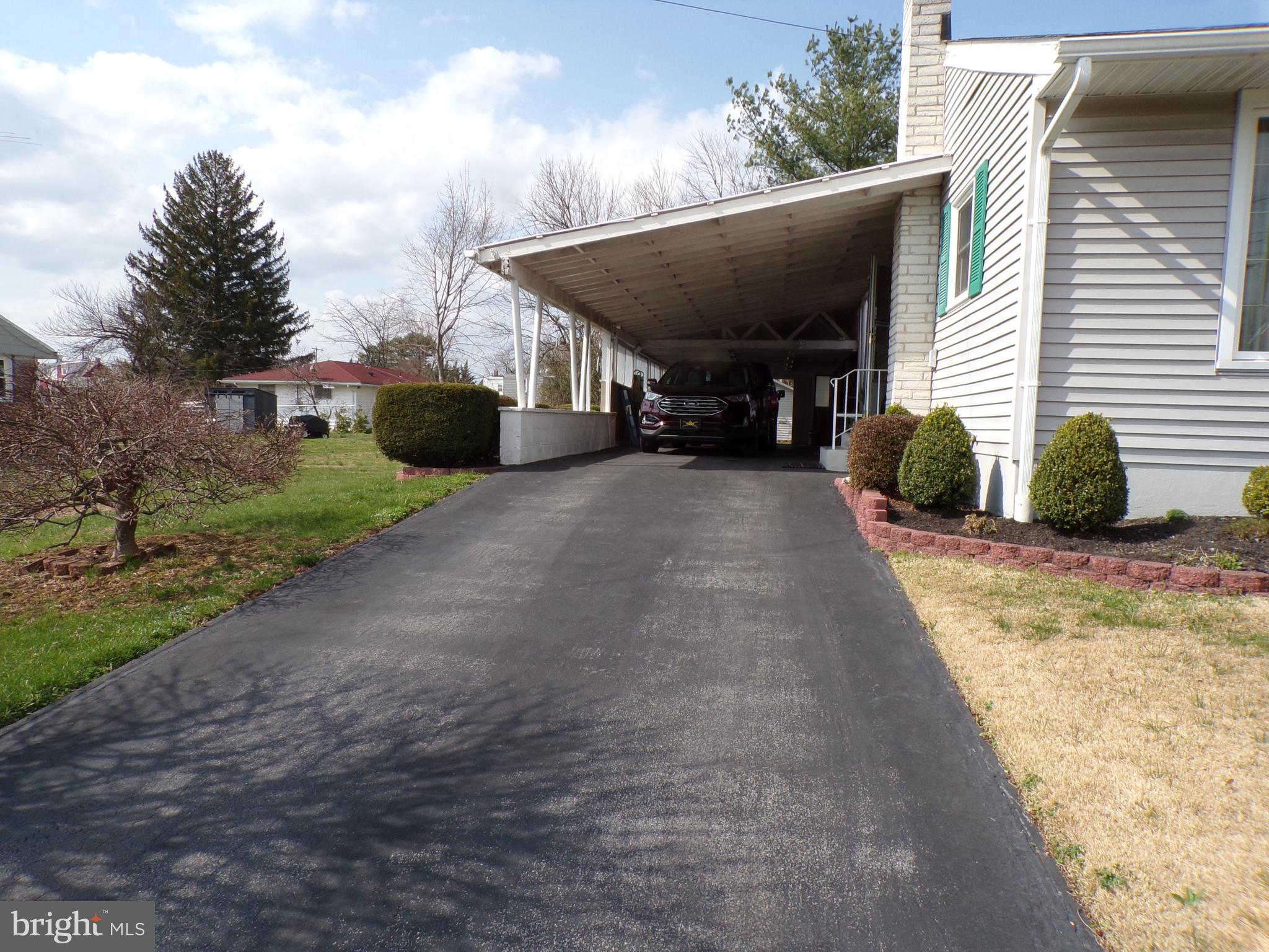 1417 MARGARET STREET