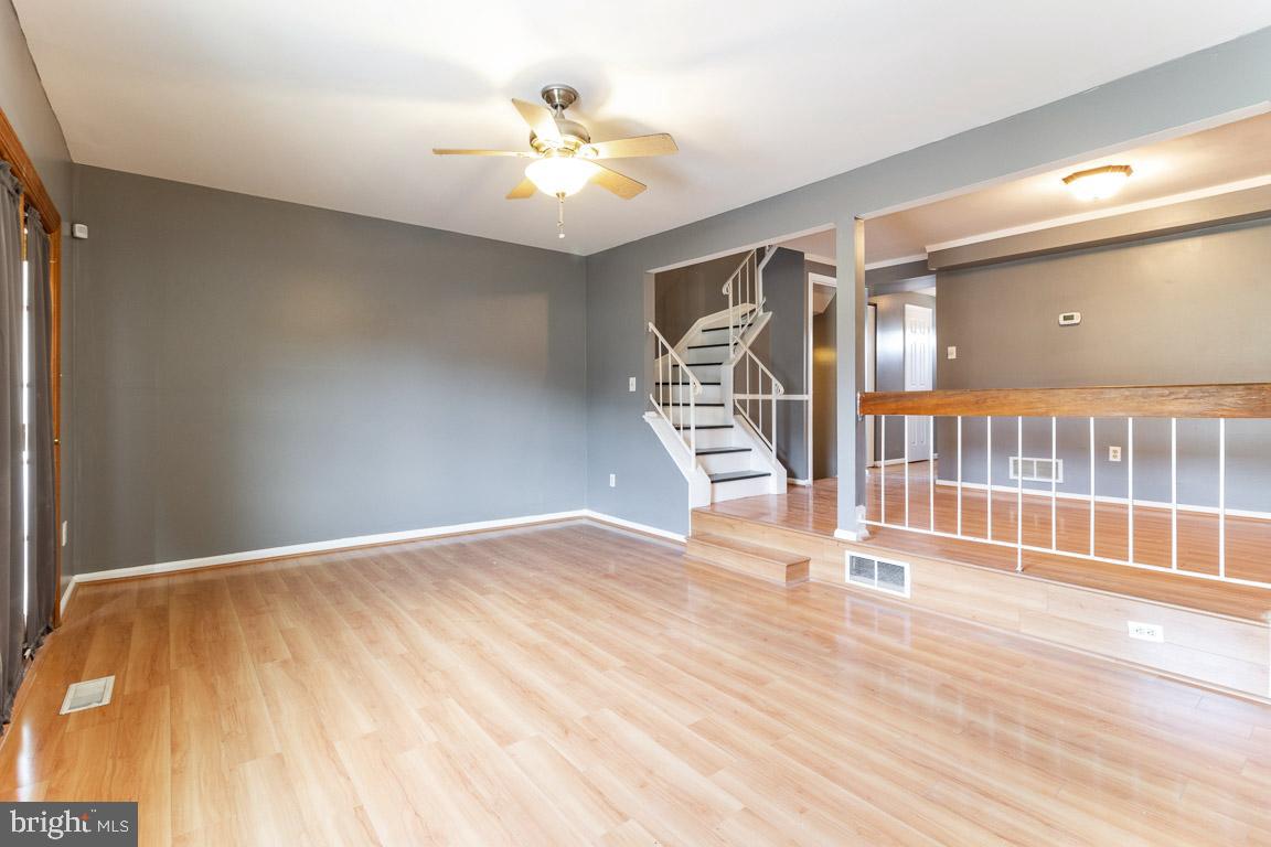 KINGS COURT - Residential Lease