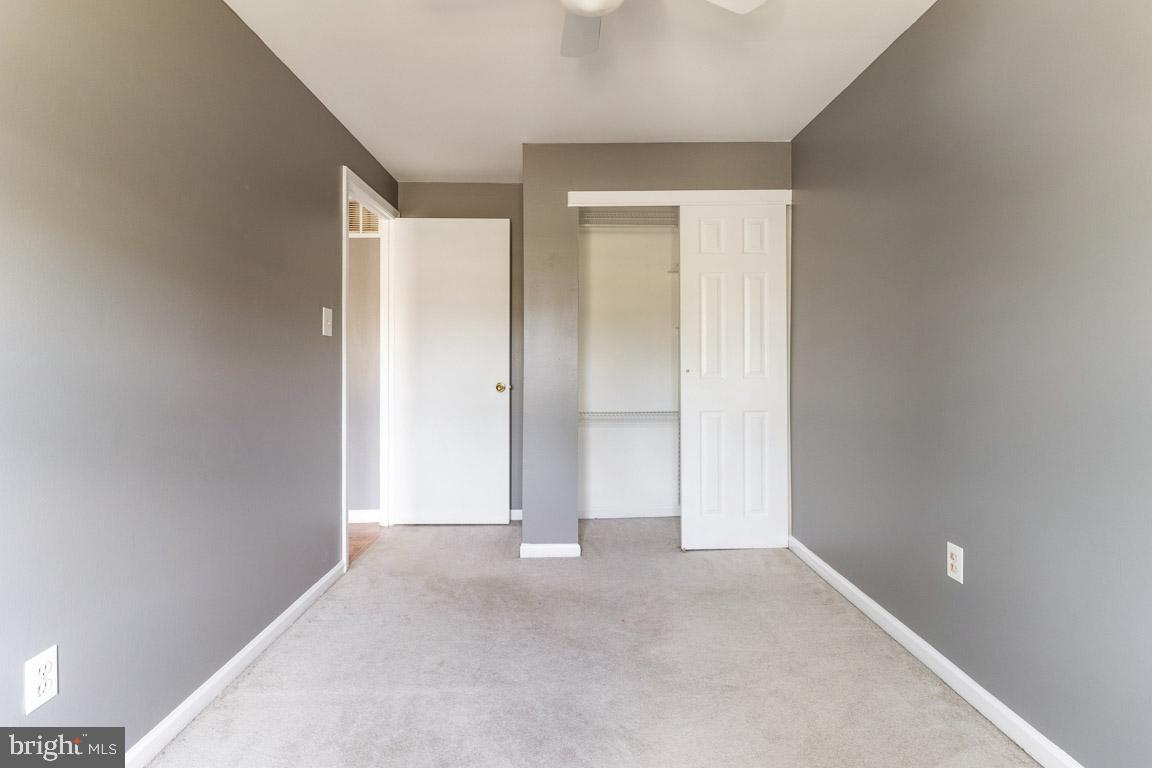 KINGS COURT - Residential Lease