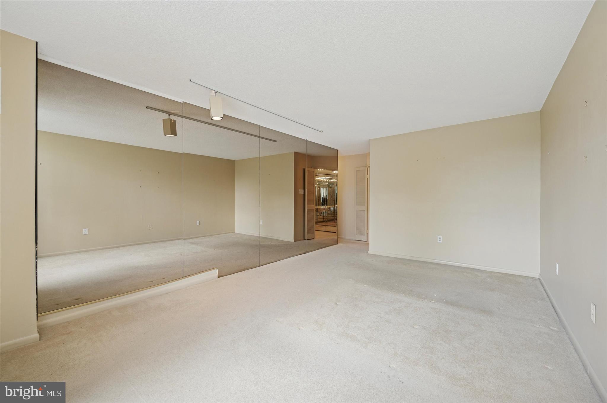 BRIAR HOUSE - Residential