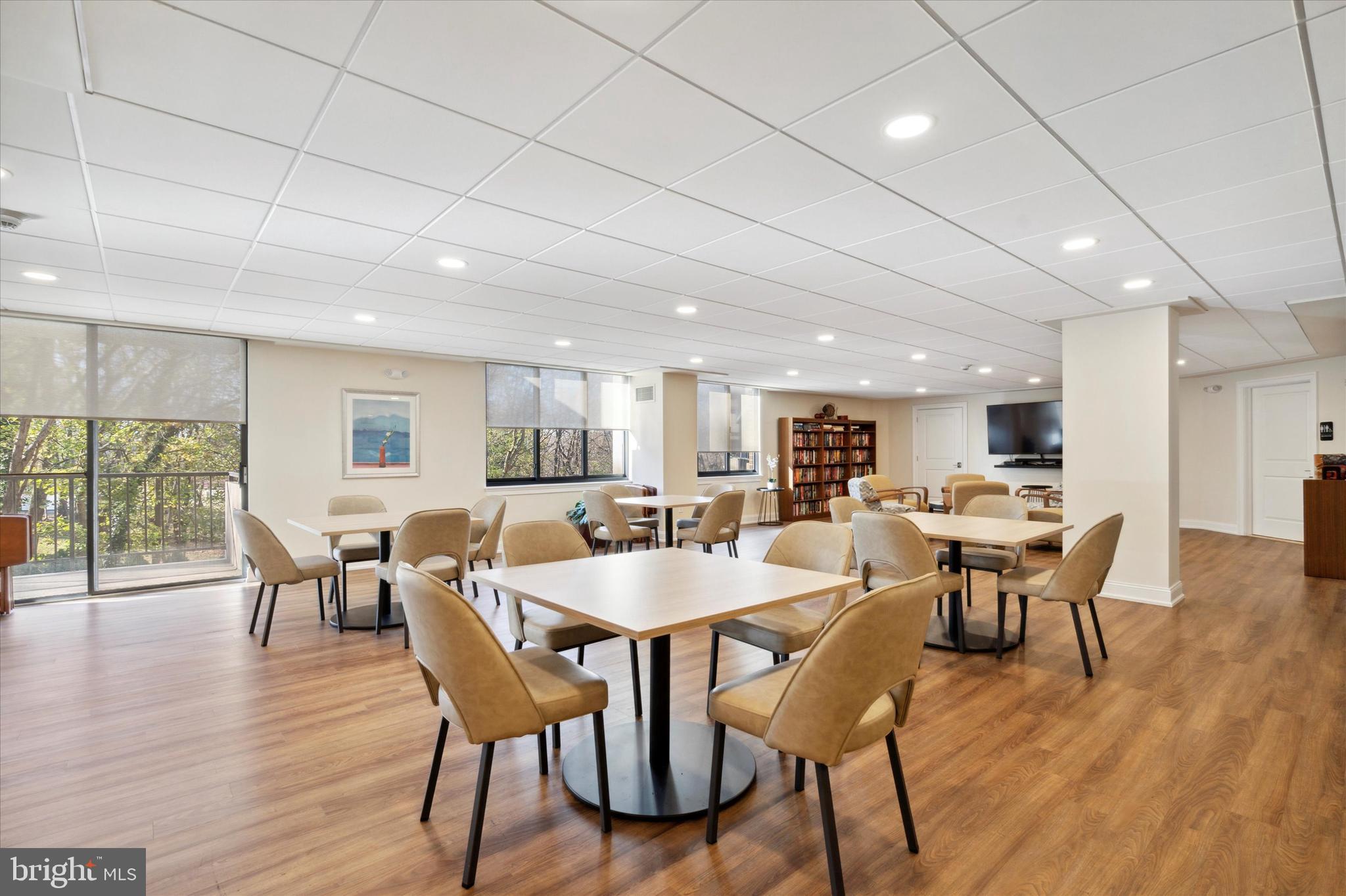 BRIAR HOUSE - Residential
