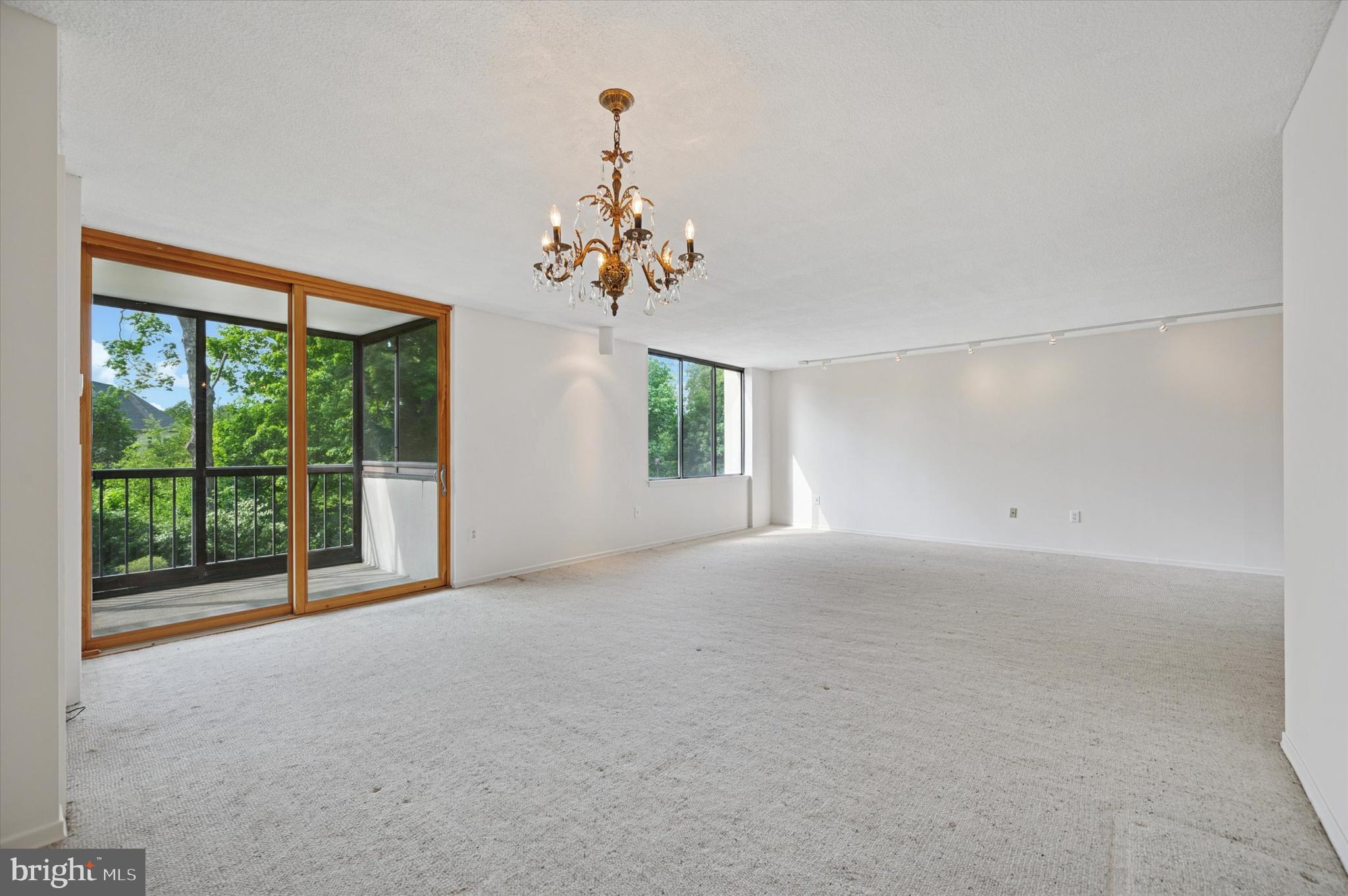 BRIAR HOUSE - Residential