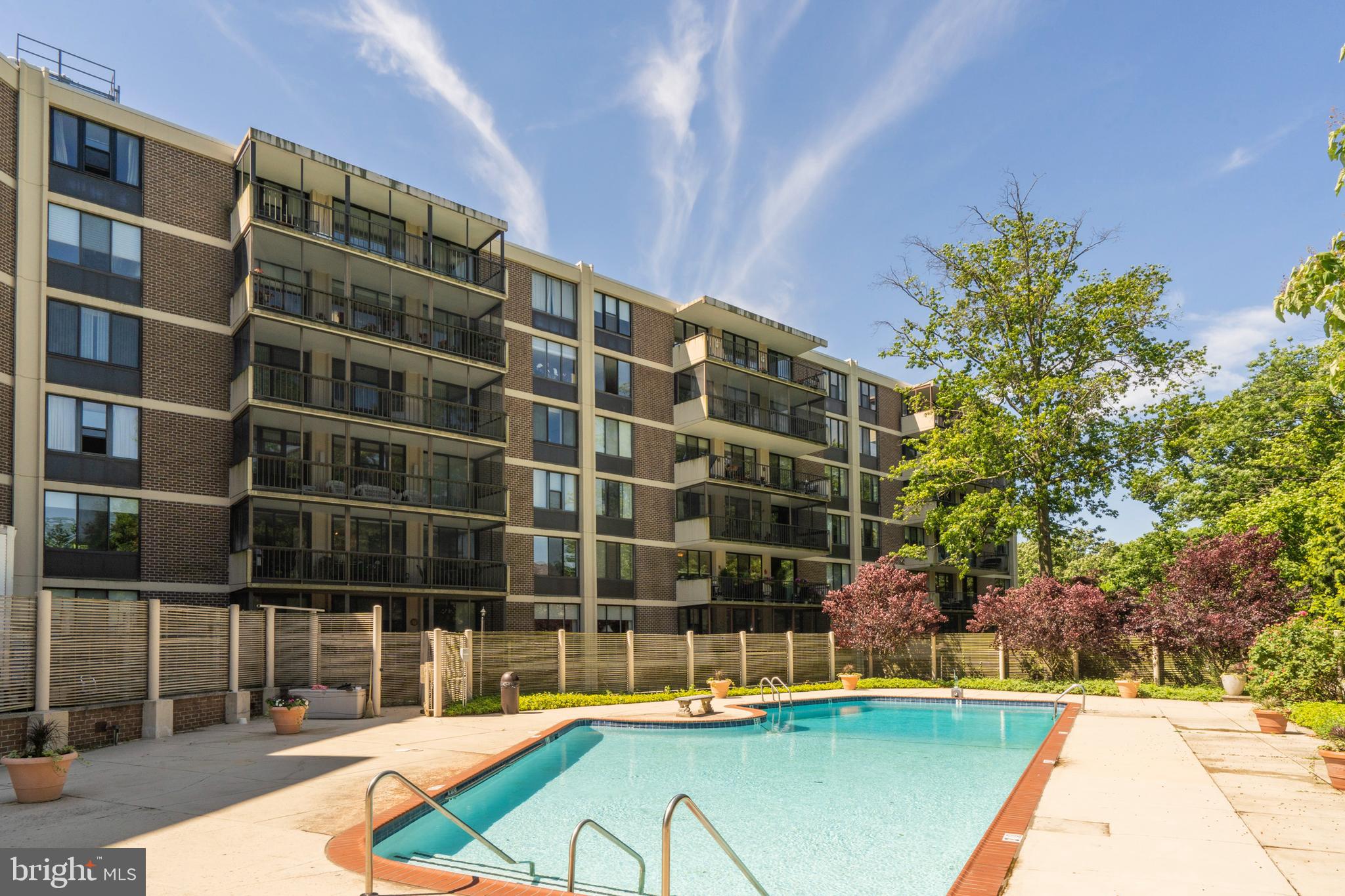 BRIAR HOUSE - Residential