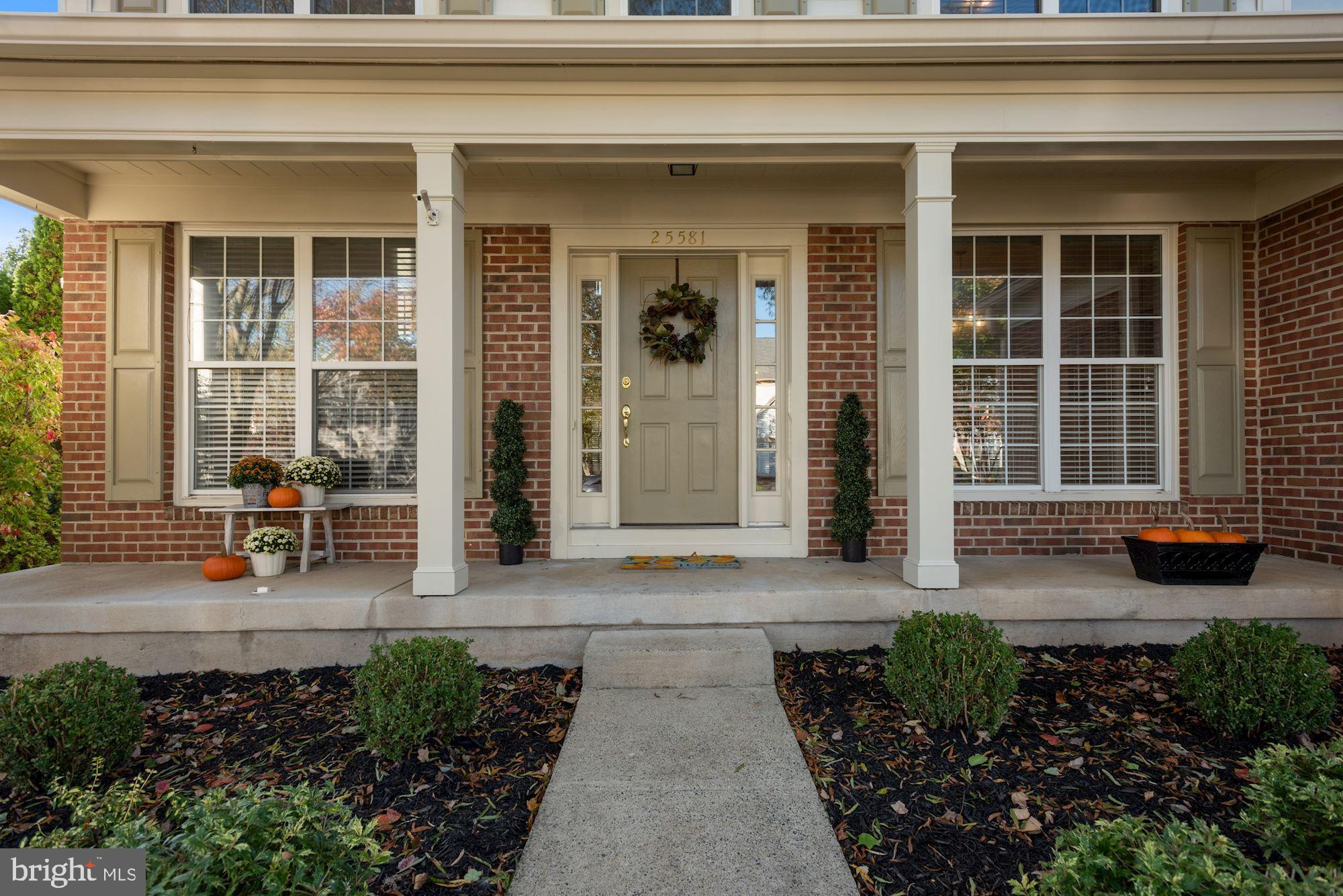 SOUTH RIDING - Residential