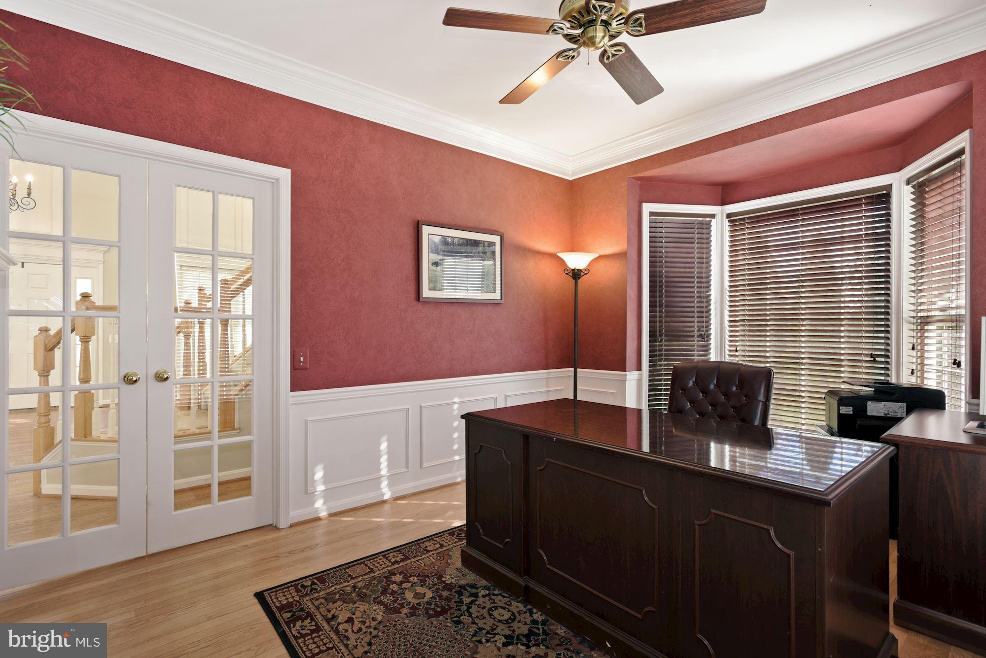 SOUTH RIDING - Residential