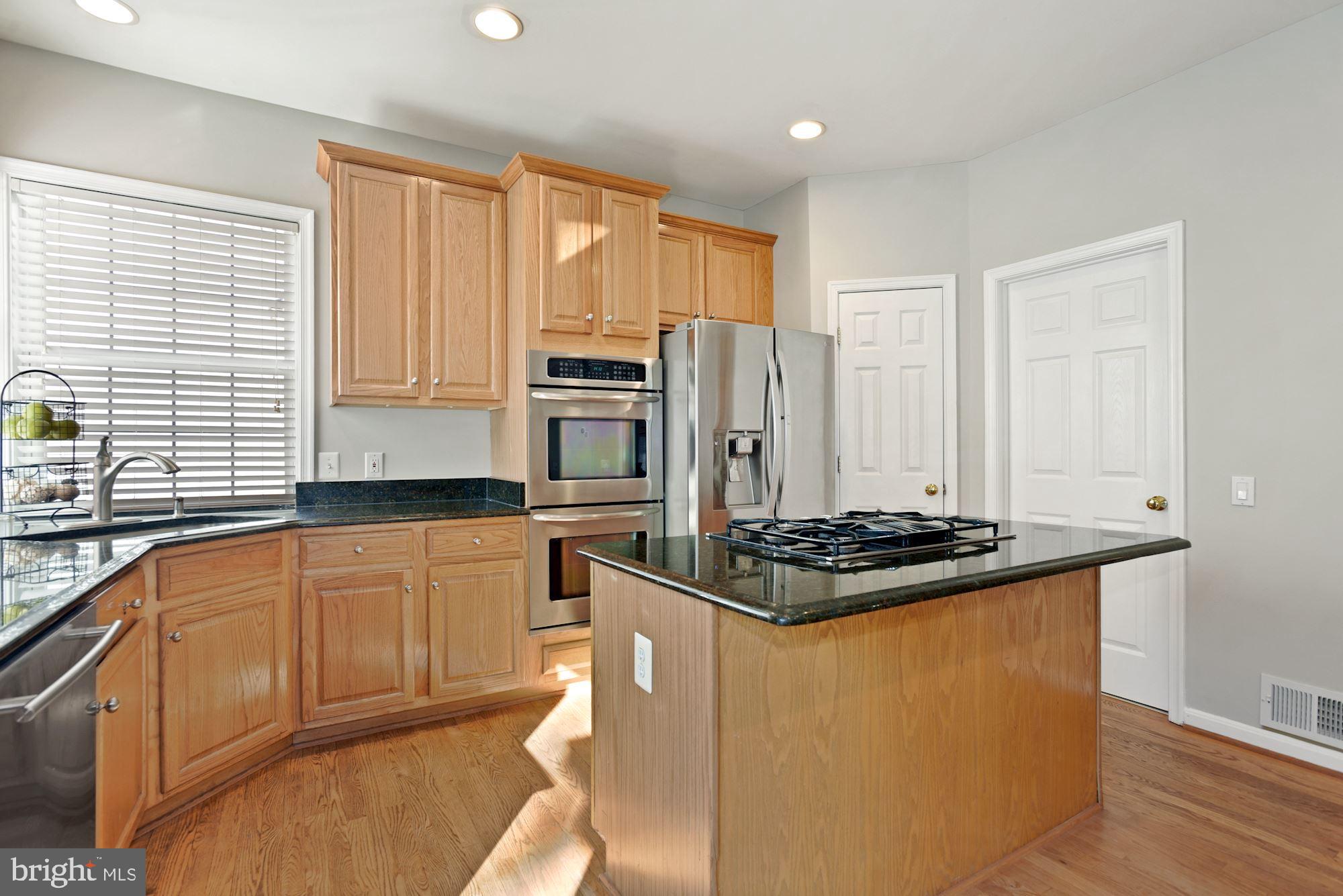 SOUTH RIDING - Residential