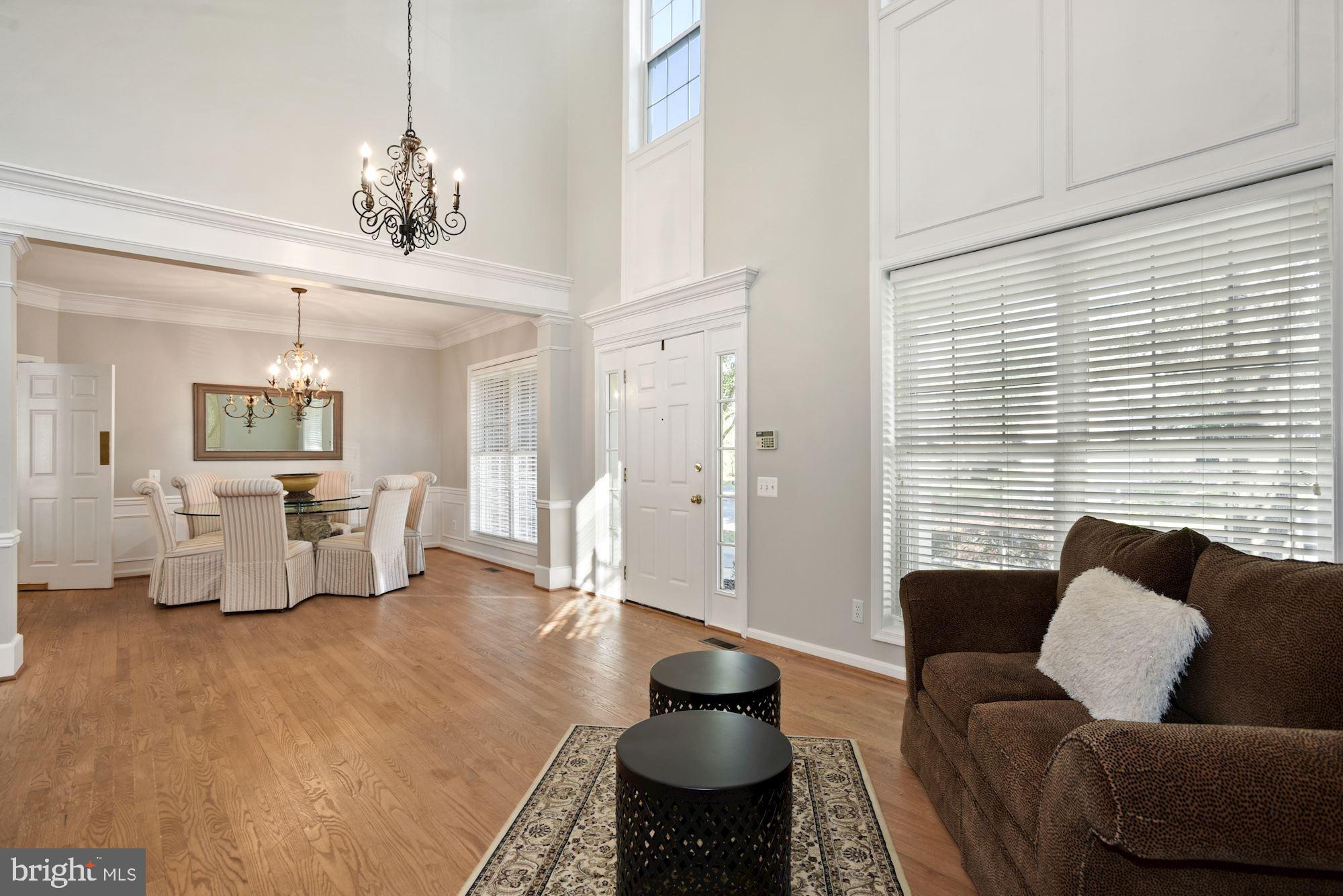 SOUTH RIDING - Residential