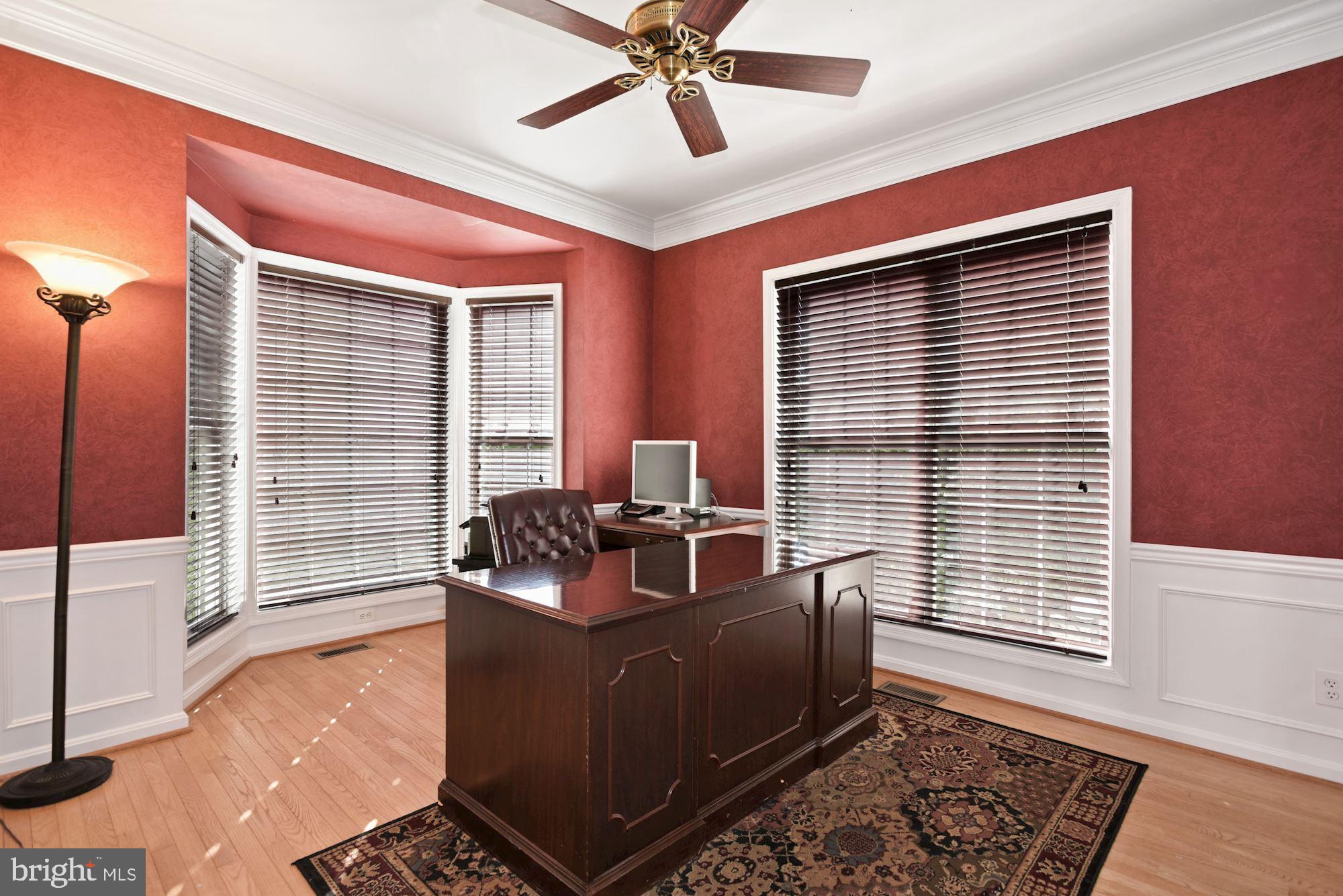 SOUTH RIDING - Residential