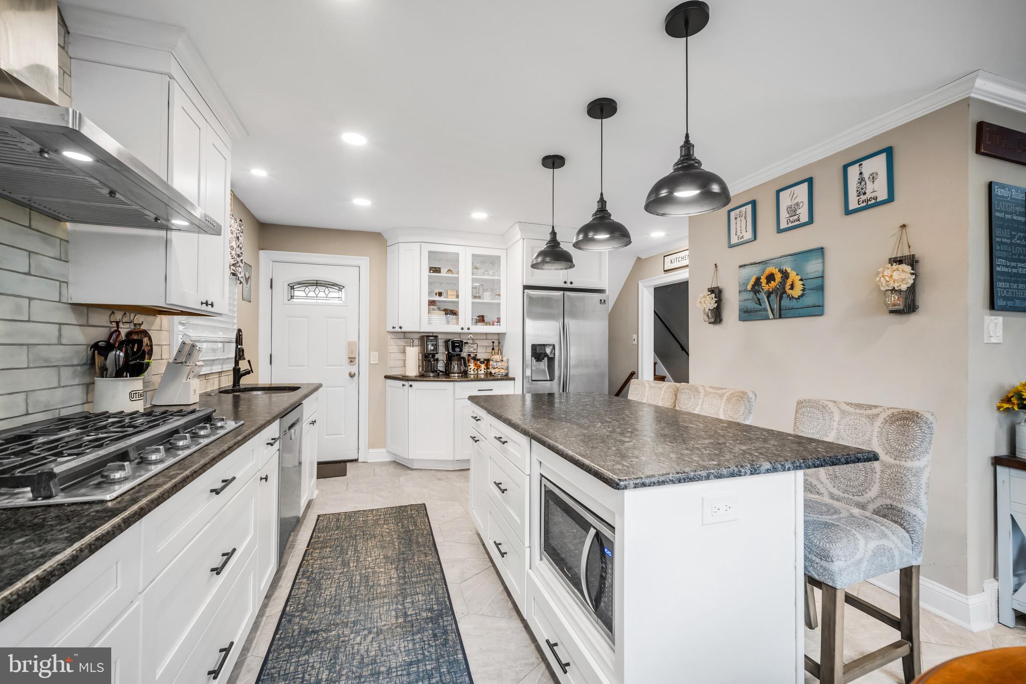 WILLOW GROVE - Residential