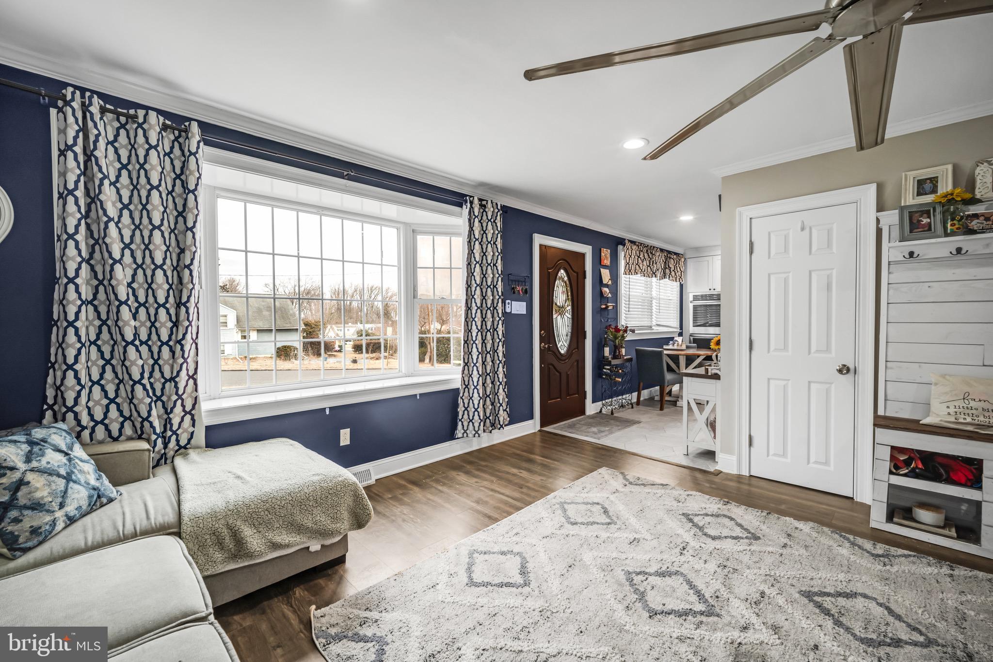 WILLOW GROVE - Residential