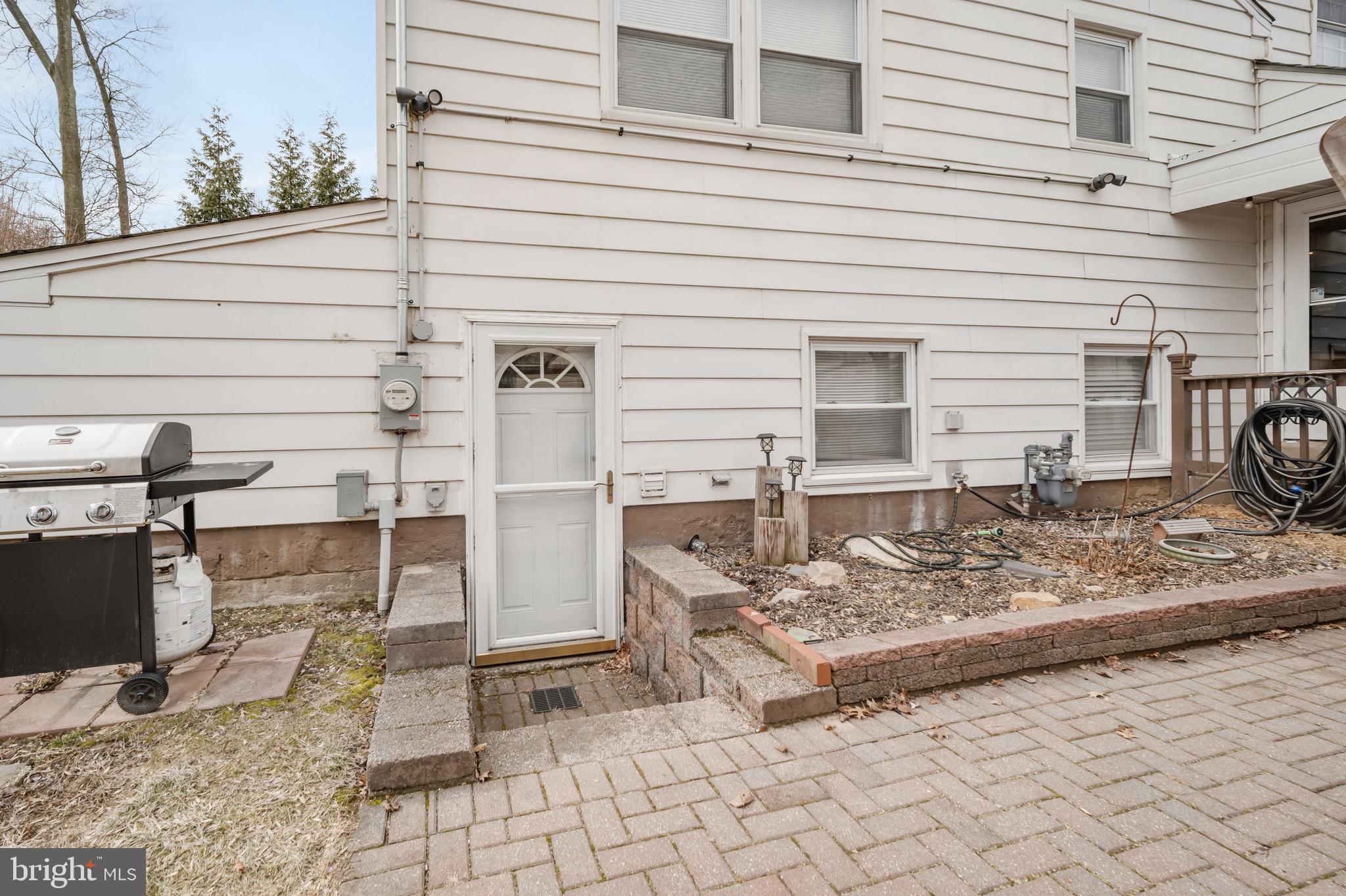 WILLOW GROVE - Residential