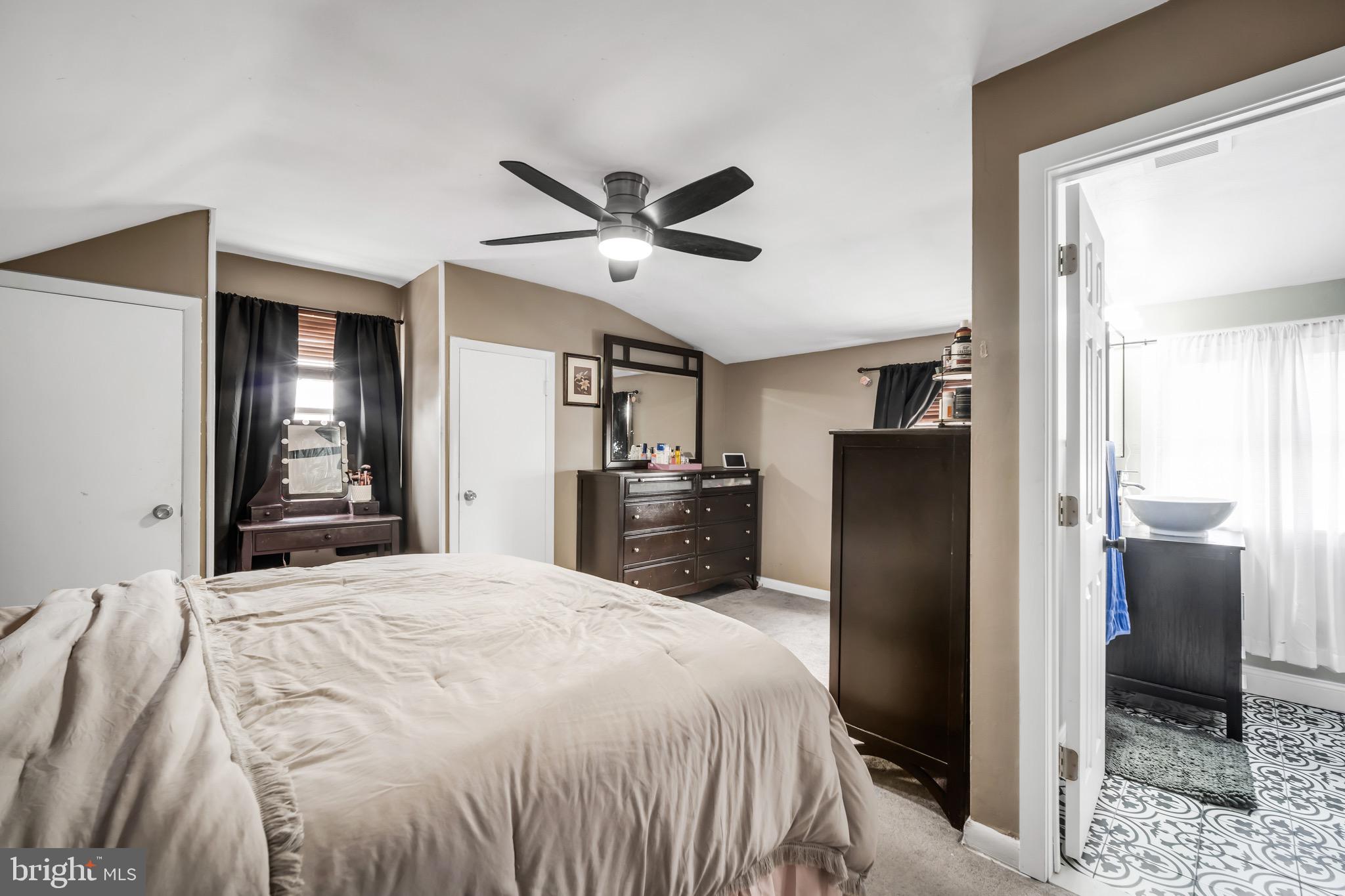 WILLOW GROVE - Residential