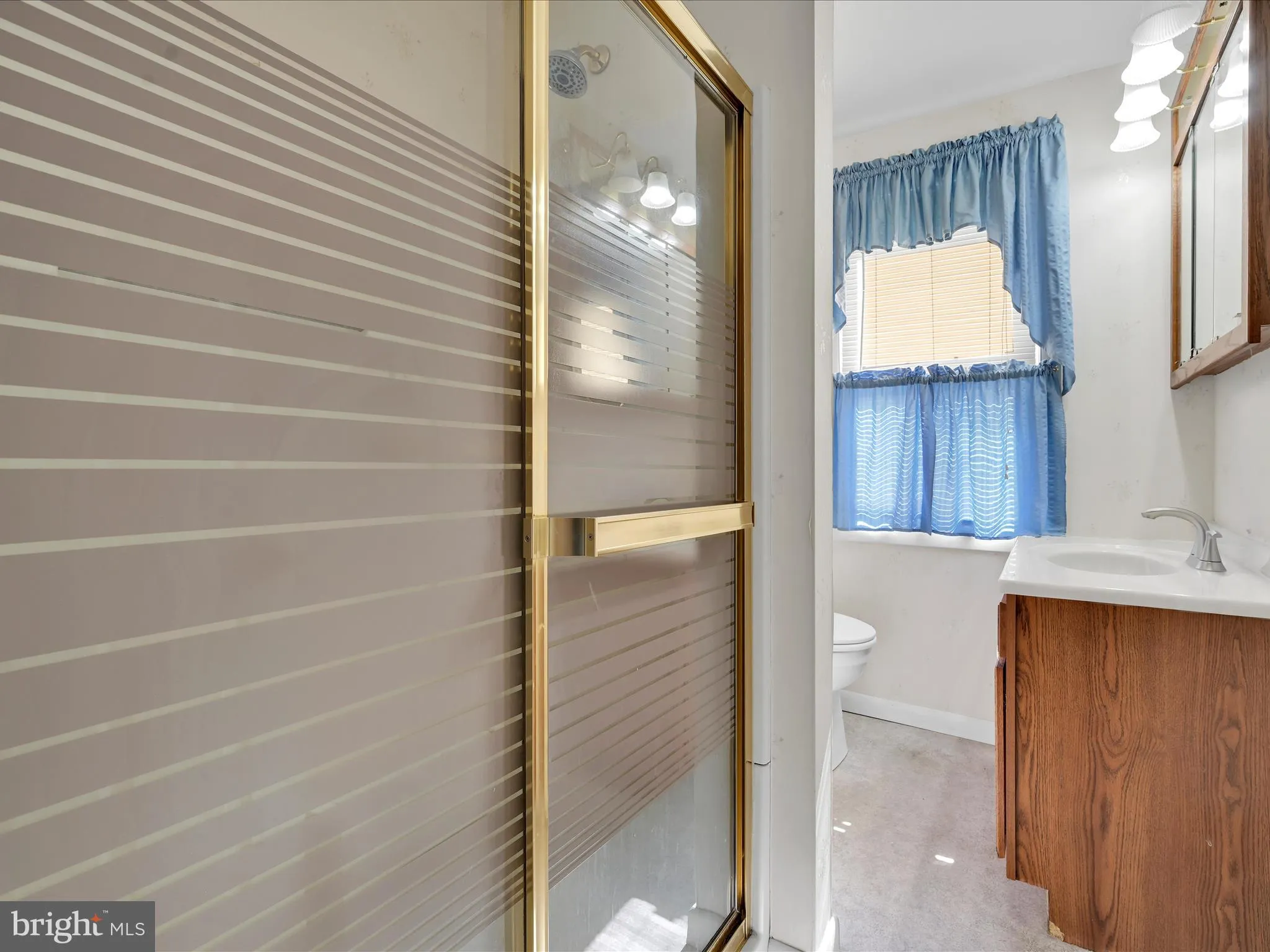 Minersville, Pennsylvania 17954, United States, 3 Bedrooms Bedrooms, ,1 BathroomBathrooms,Residential,Pending,214114