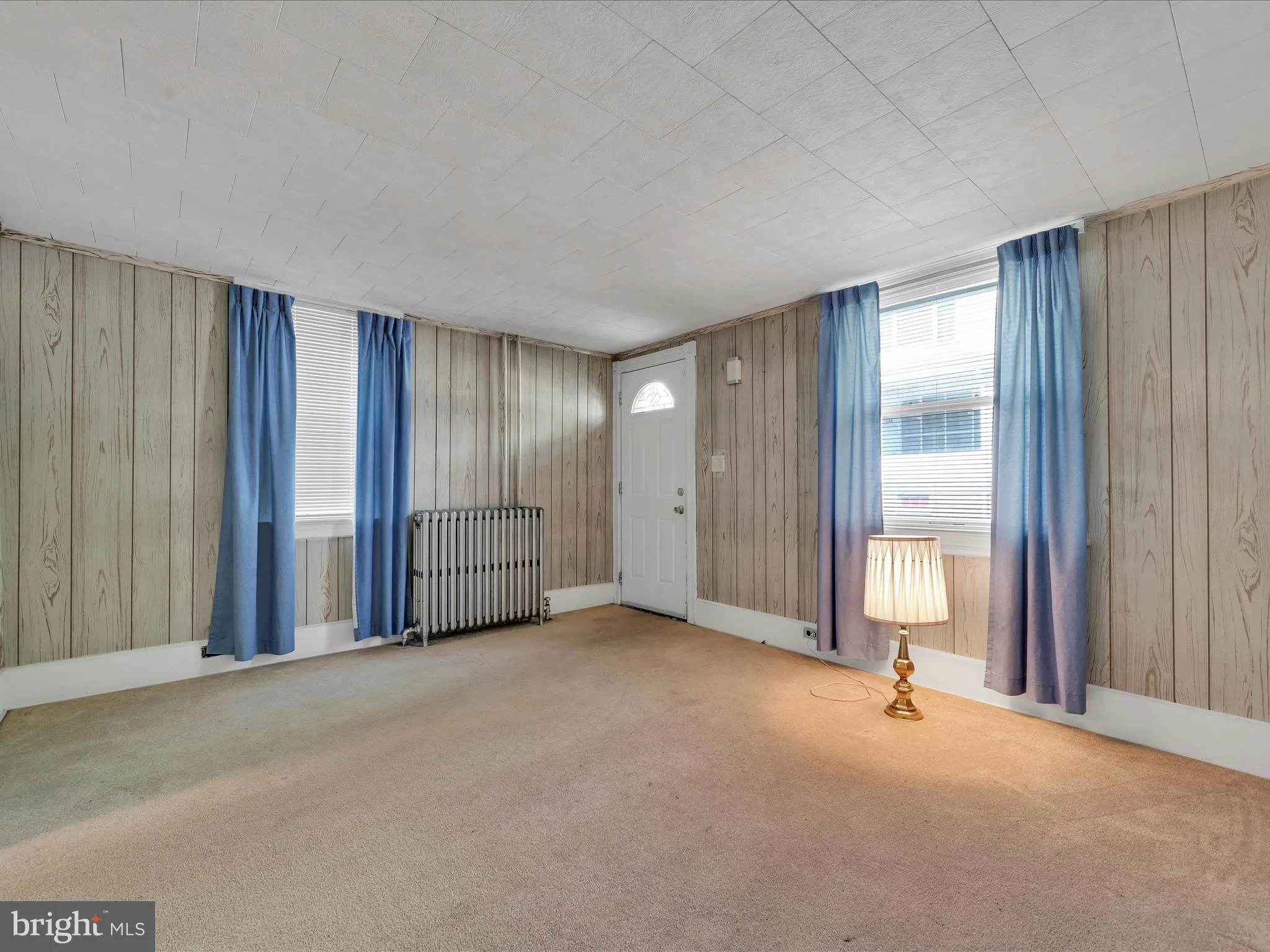 Minersville, Pennsylvania 17954, United States, 3 Bedrooms Bedrooms, ,1 BathroomBathrooms,Residential,Pending,214114