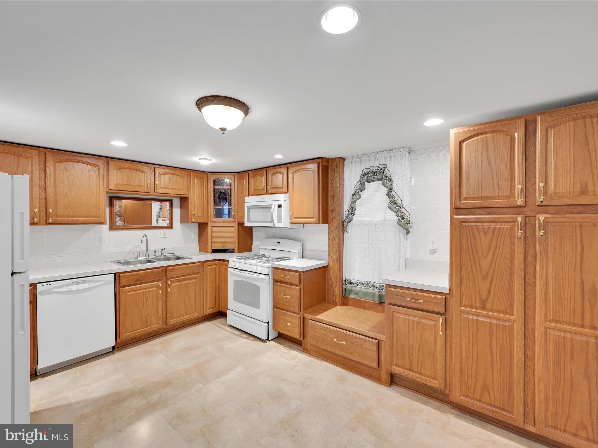 MINERSVILLE - Residential