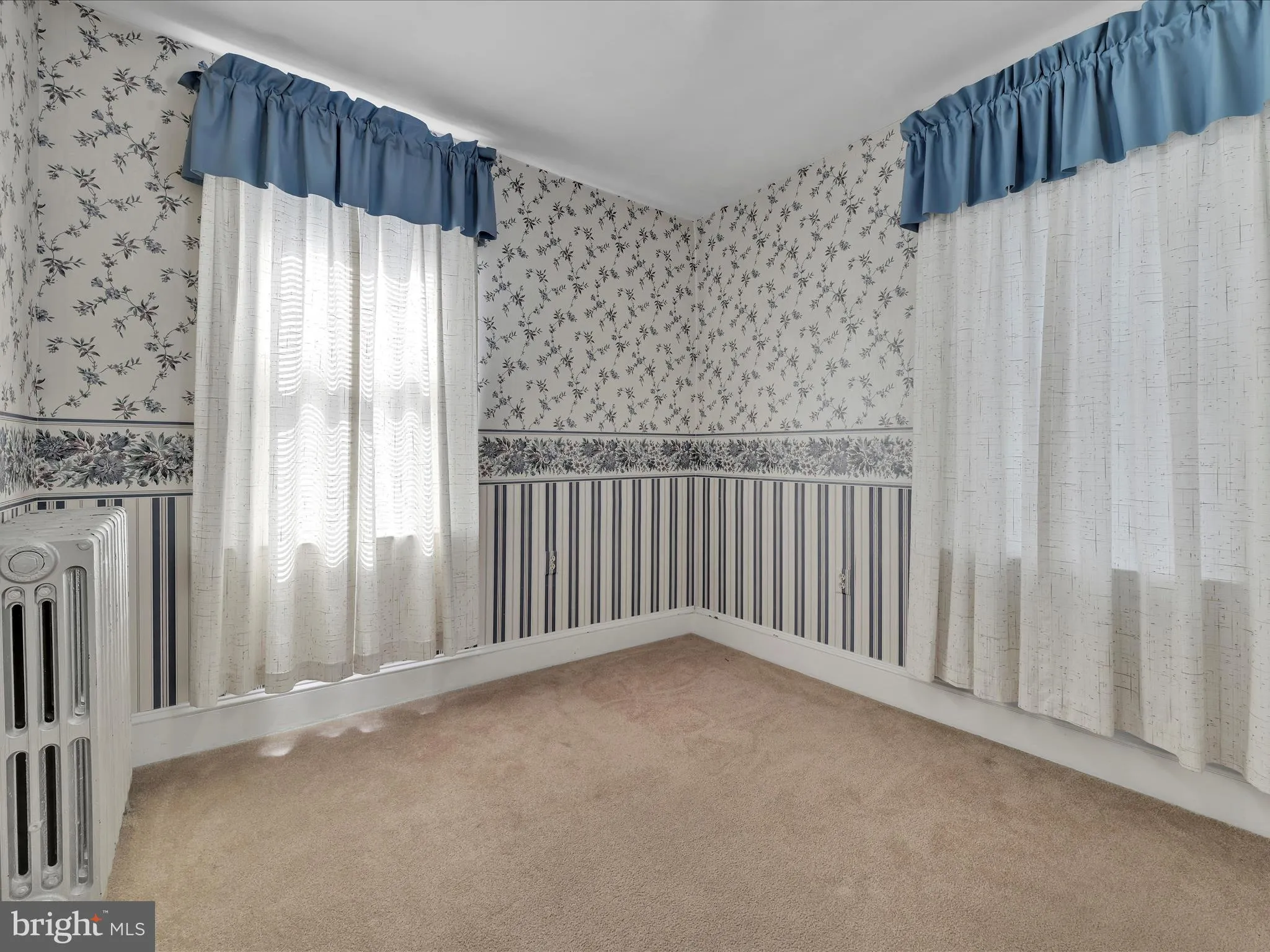 Minersville, Pennsylvania 17954, United States, 3 Bedrooms Bedrooms, ,1 BathroomBathrooms,Residential,Pending,214114