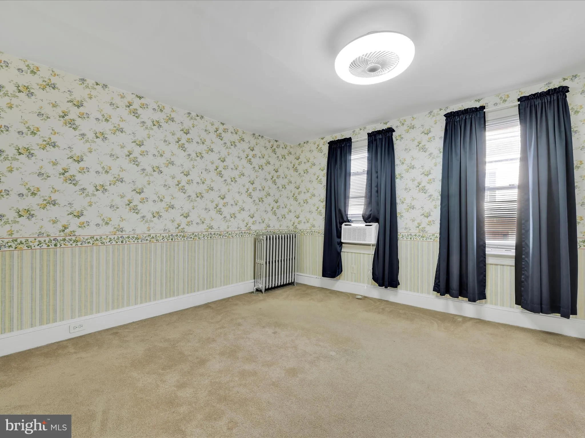 Minersville, Pennsylvania 17954, United States, 3 Bedrooms Bedrooms, ,1 BathroomBathrooms,Residential,Pending,214114