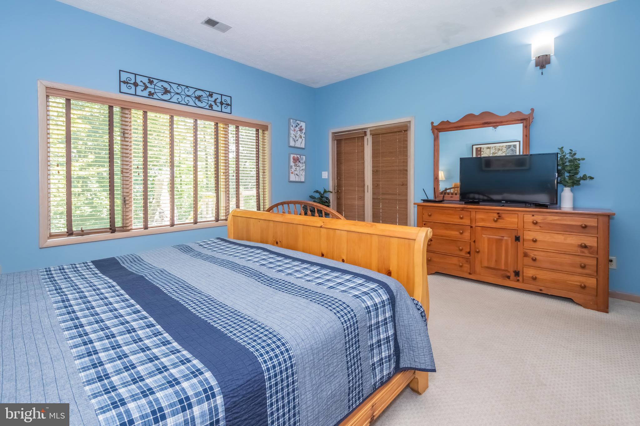 WATERSIDE AT WISP - Residential