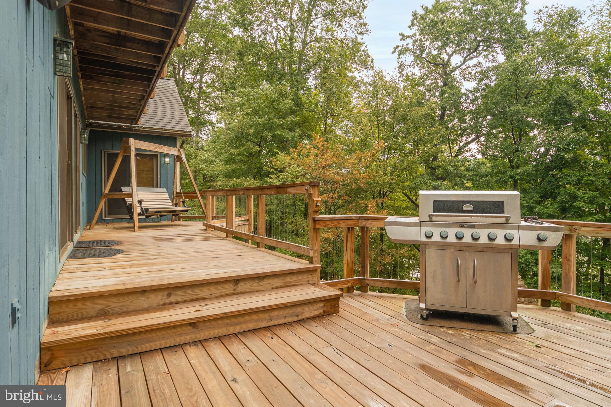 WATERSIDE AT WISP - Residential