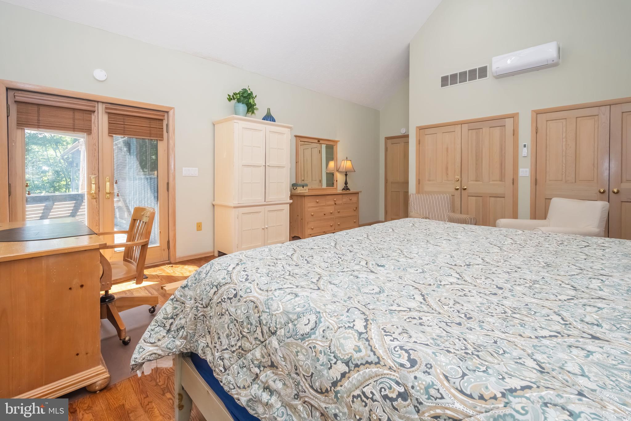 WATERSIDE AT WISP - Residential