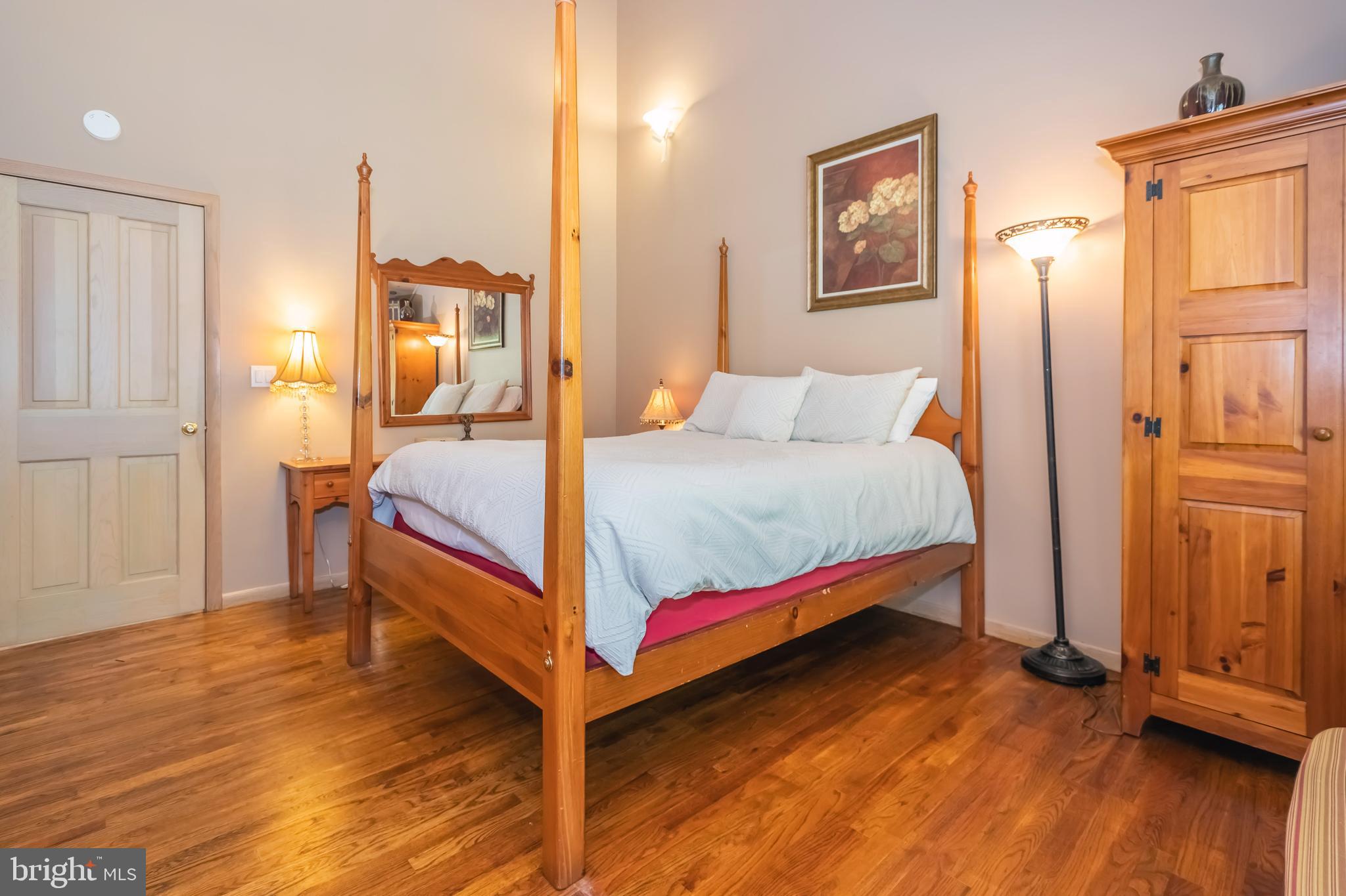 WATERSIDE AT WISP - Residential