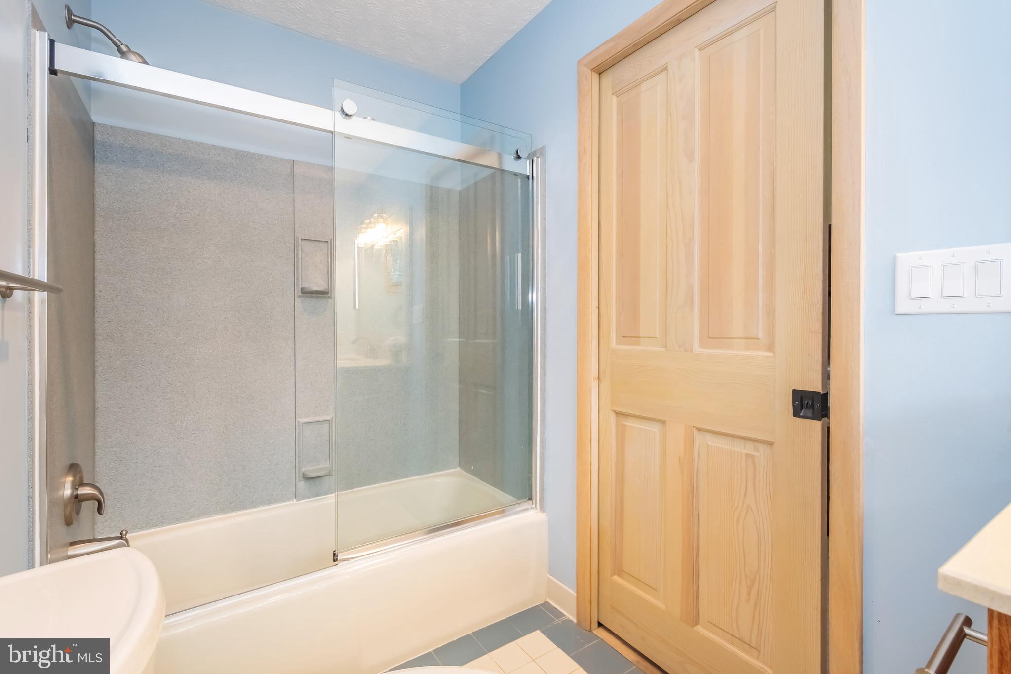 WATERSIDE AT WISP - Residential