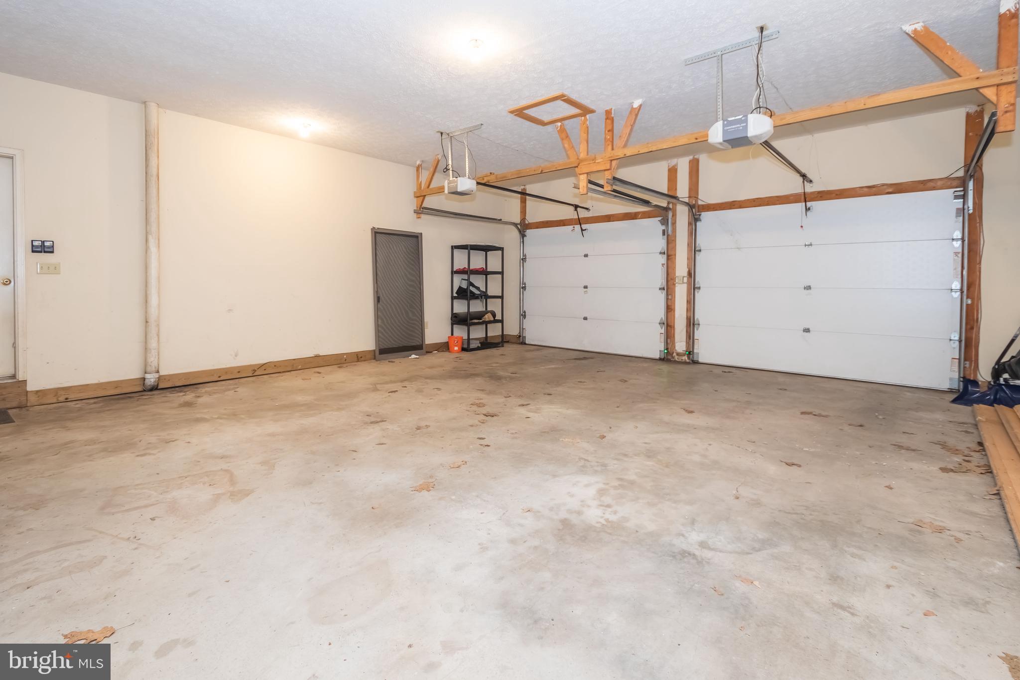 WATERSIDE AT WISP - Residential