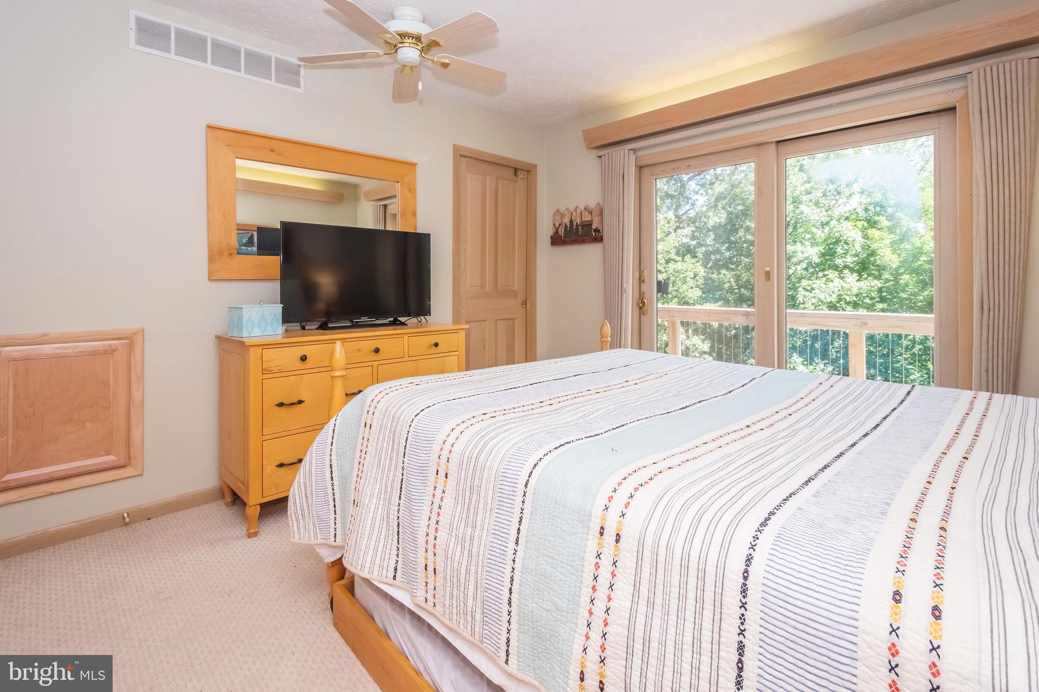 WATERSIDE AT WISP - Residential