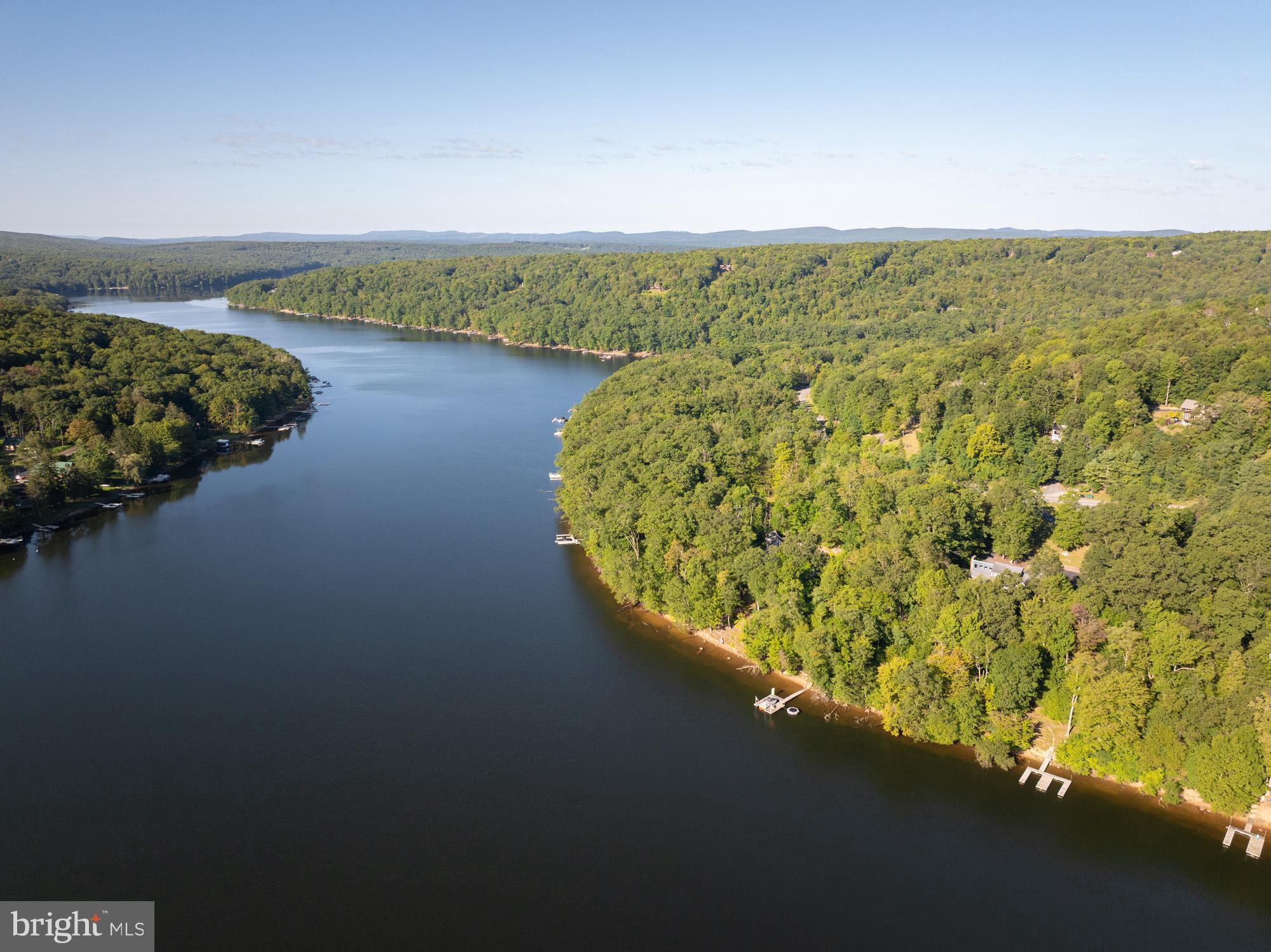 WATERSIDE AT WISP - Residential