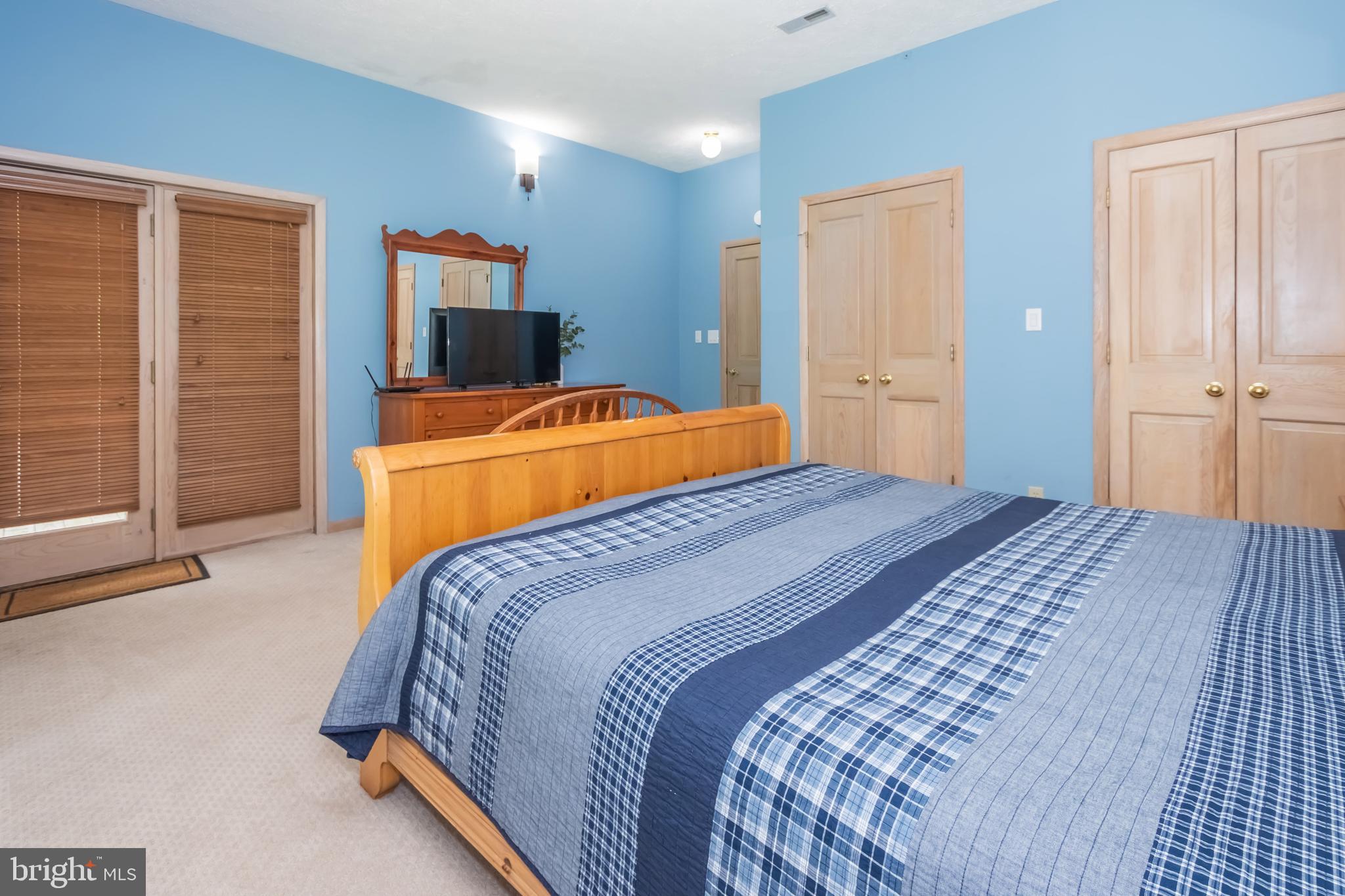 WATERSIDE AT WISP - Residential