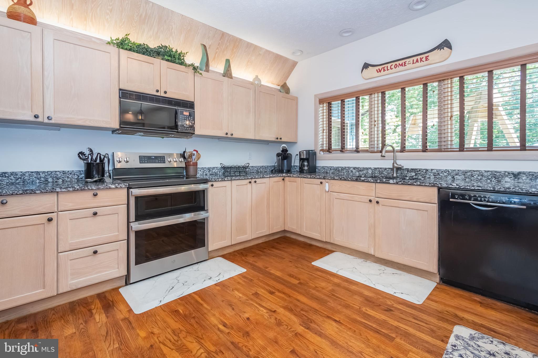 WATERSIDE AT WISP - Residential