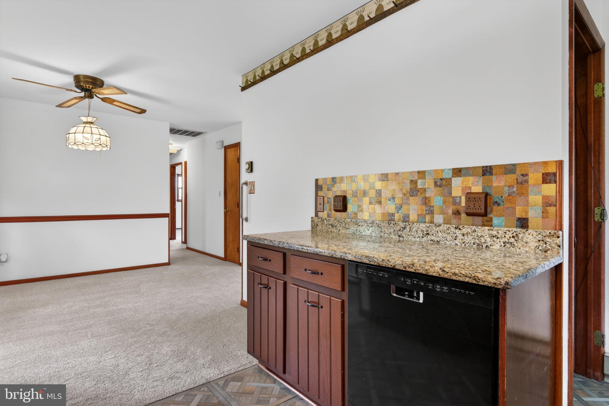 WINDY HILL FARMS - Residential