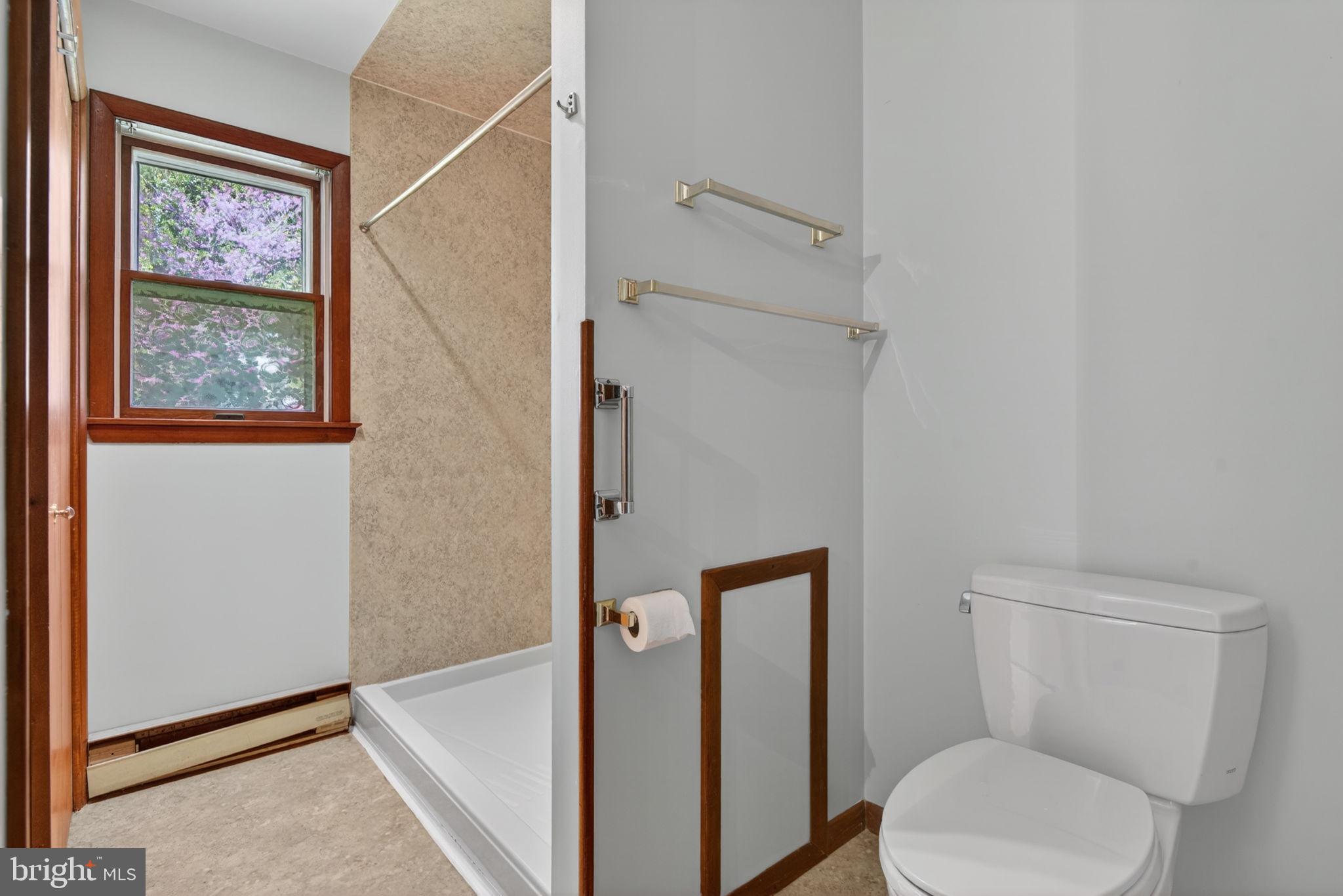 WINDY HILL FARMS - Residential