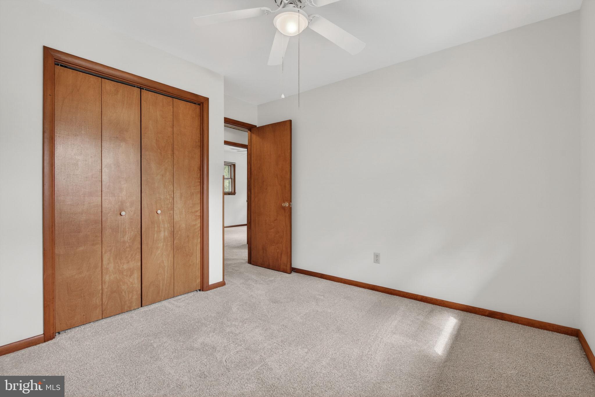 WINDY HILL FARMS - Residential