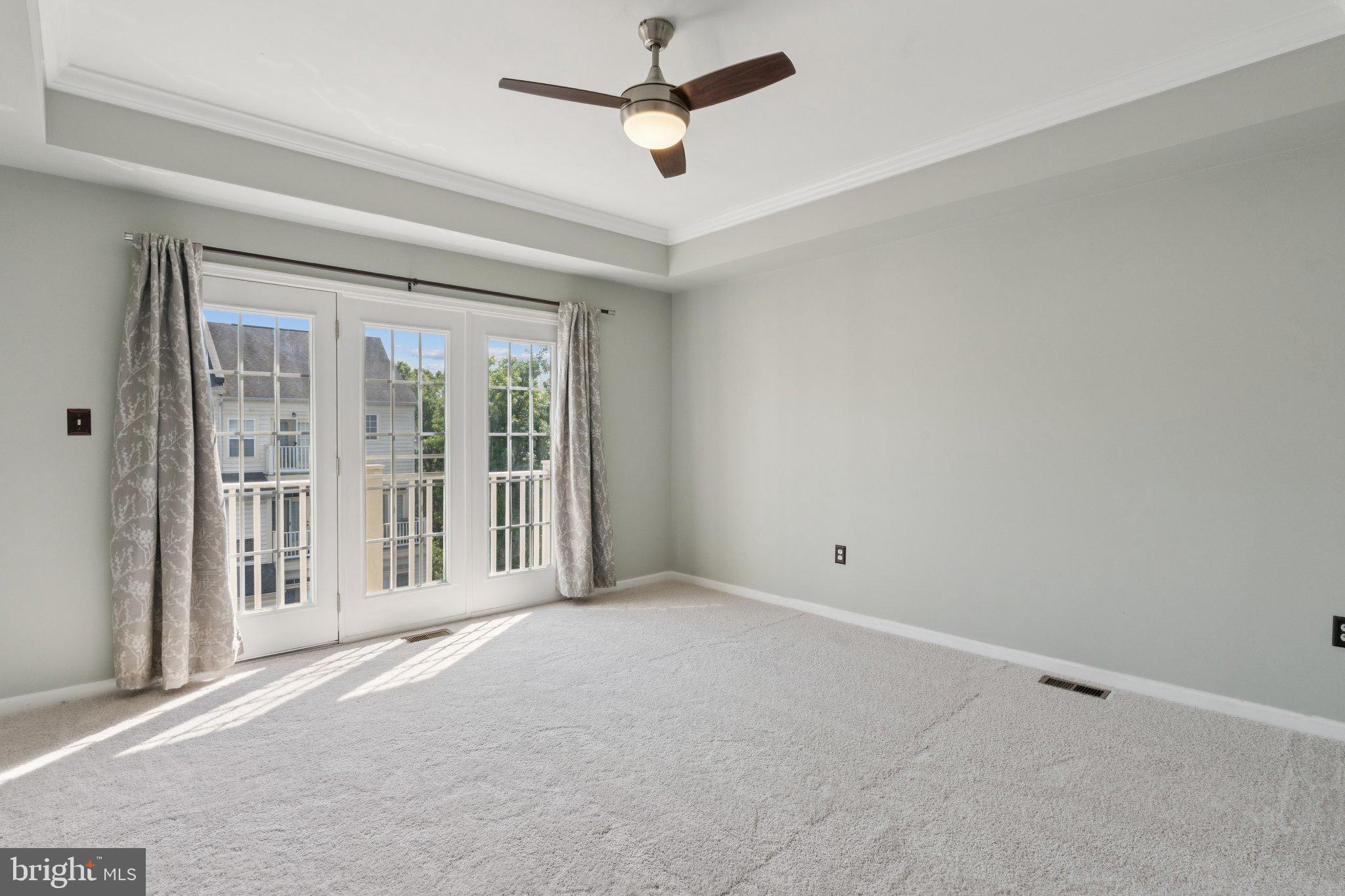 THE TOWNES AT VILLAGE PLACE - Residential