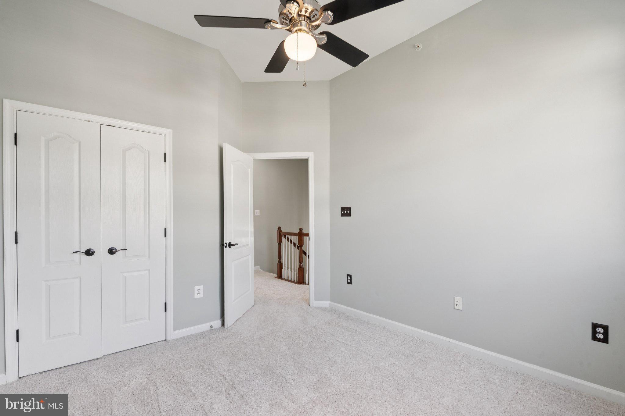 THE TOWNES AT VILLAGE PLACE - Residential